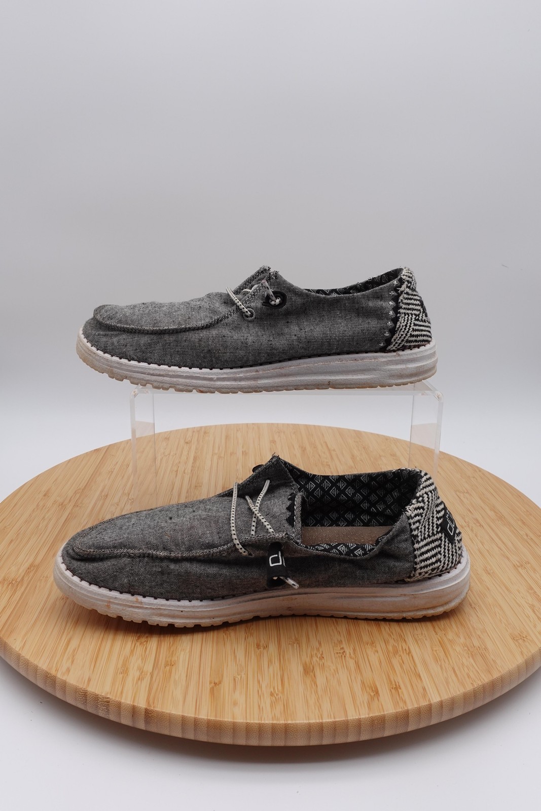 Hey Dude Wendy Shoes Womens Size 9 40 Gray Chambray Slip On Casual Comfort