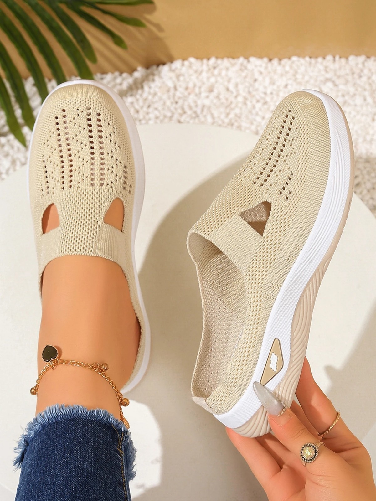 Women Mesh Slip On Walking Shoes Breathable Comfort Casual Sneakers Flats