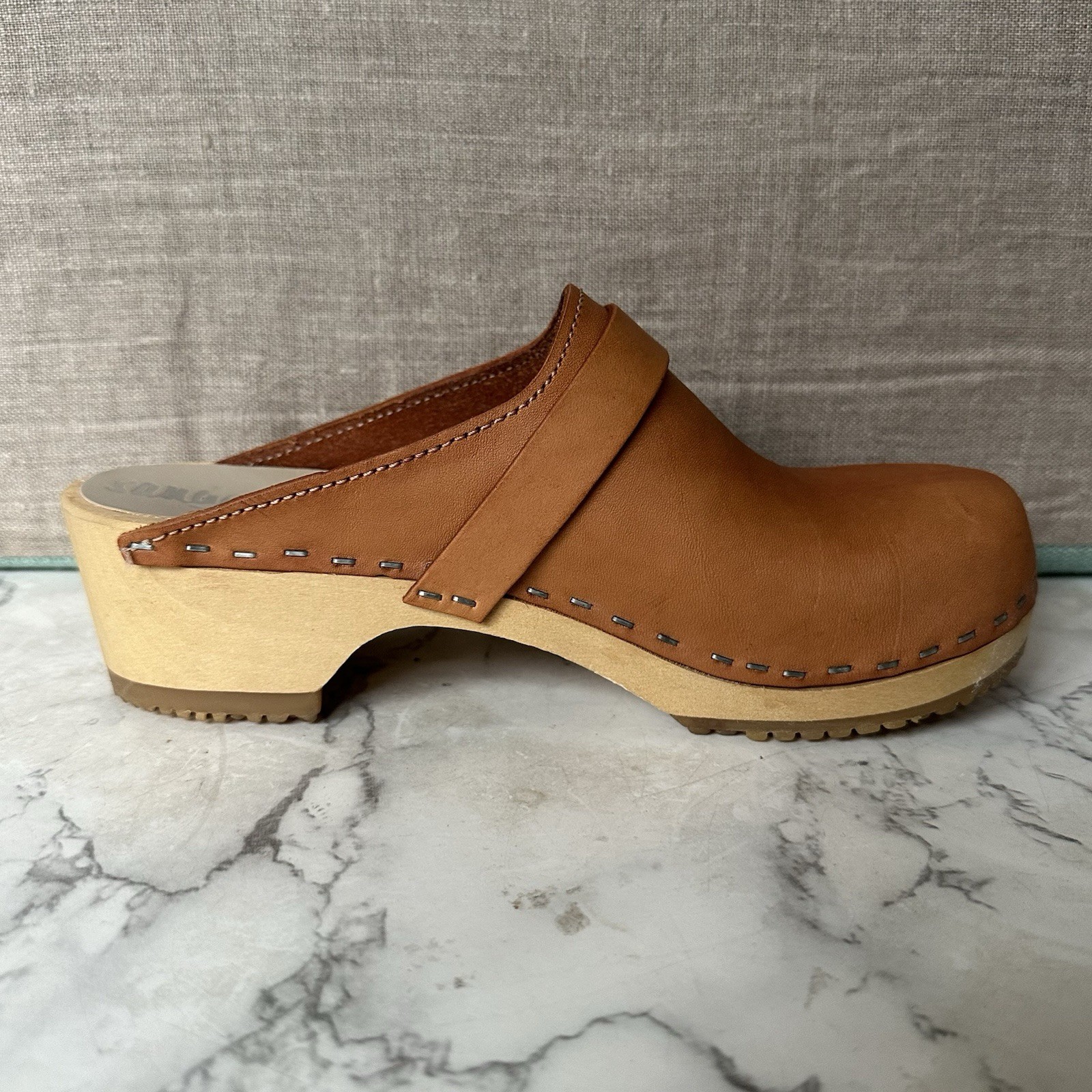 Sandgrens Tokyo Classic Clog Mule Caramel Saddle Tan Brown Size 36 US 6 EUC