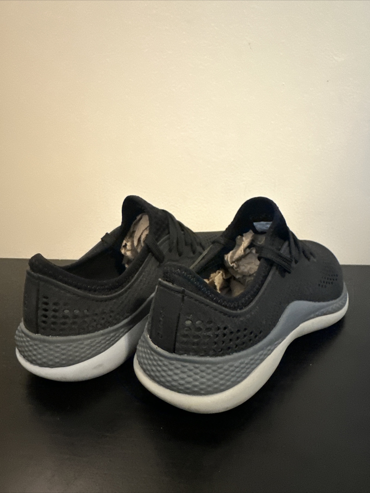 Crocs Womens Literide 360 Pacer Sneakers Size 7 Black Rubber Mesh Lace Up 206705