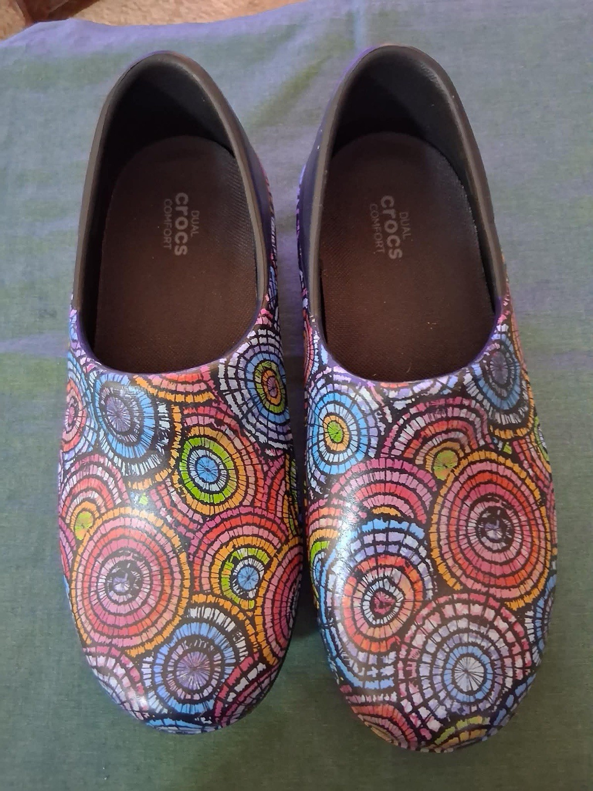 CROCS Neria Pro II Graphic Print Slip Resistant Slip-On Work Nurse Clogs