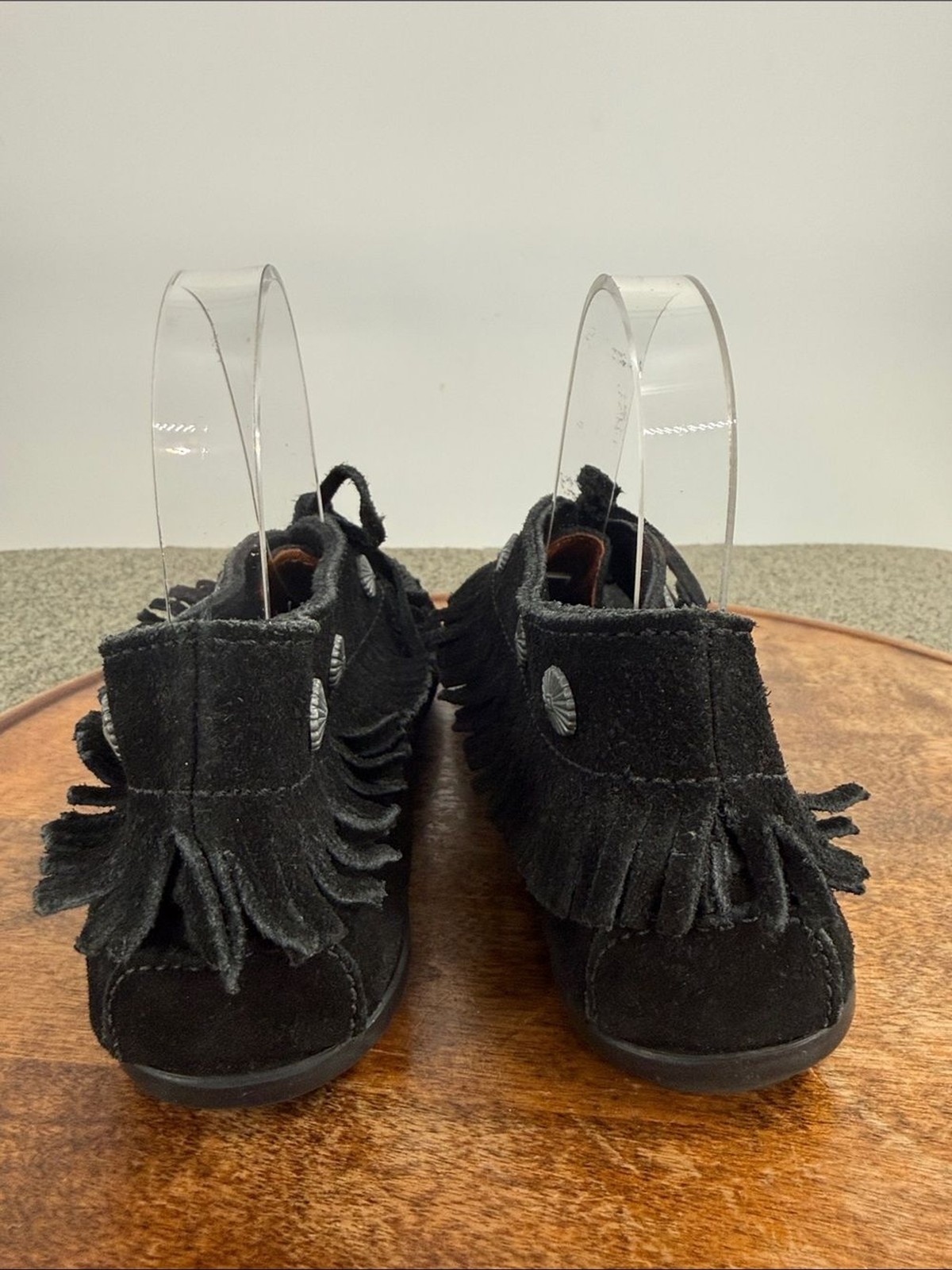 Minnetonka Shoes Wm 9 Black Leather Moccasin Fringe Studded Bootie Boho Hippie
