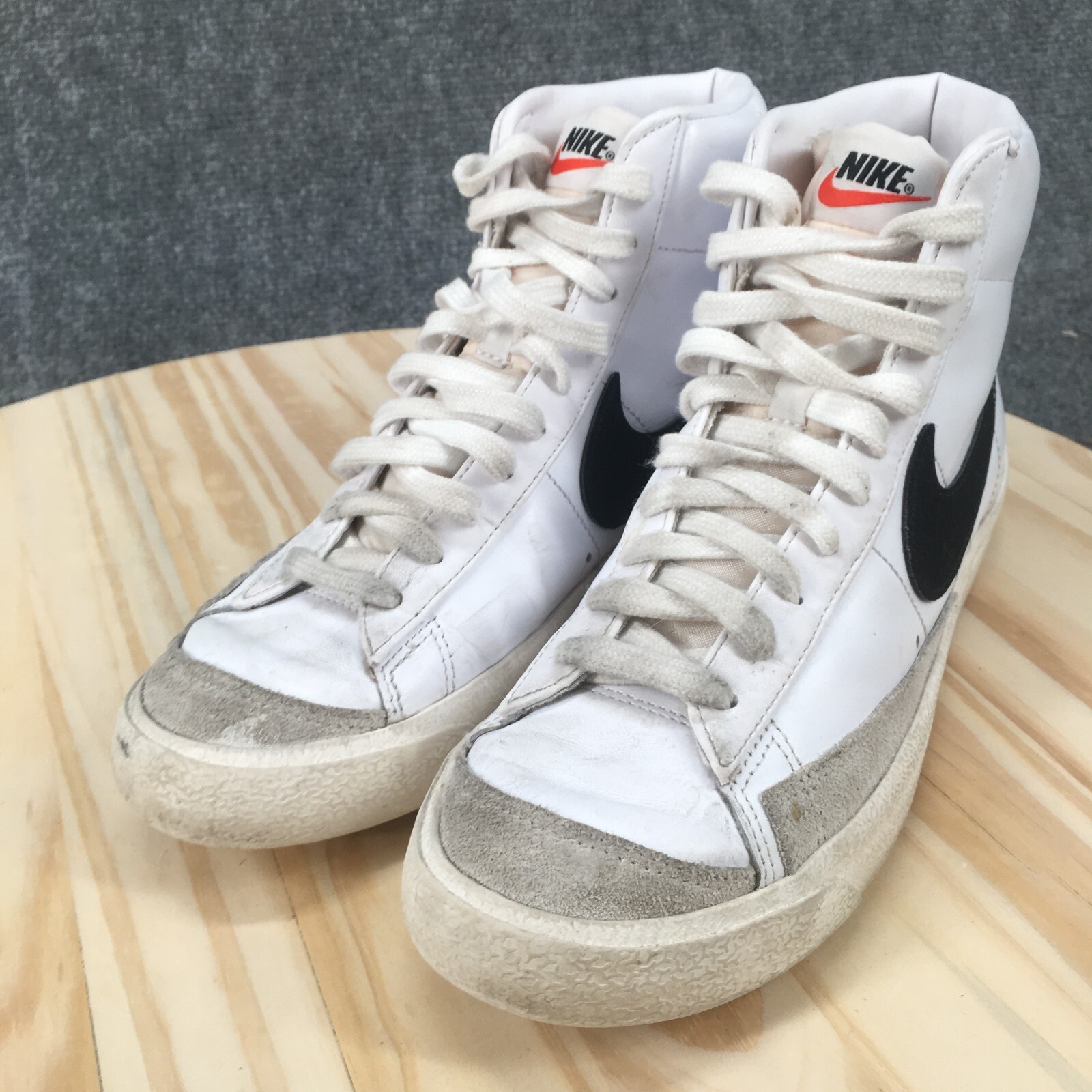 Nike Shoes Womens 9.5 Blazer Mid ’77 Vintage Sneakers White Lace Up Athletic