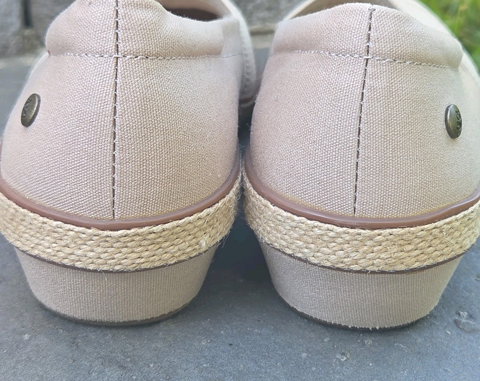 Grasshoppers Blaise Wedge slip-on loafers Stone Size 7.5W