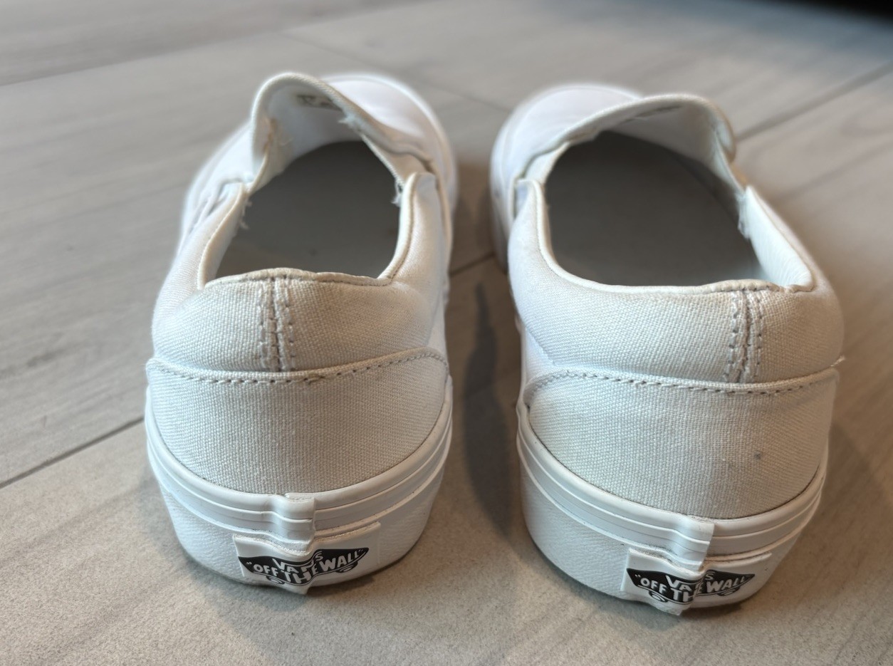 Vans Off The Wall Classic Slip On Sneakers White Low Top Unisex M/5 W/6.5