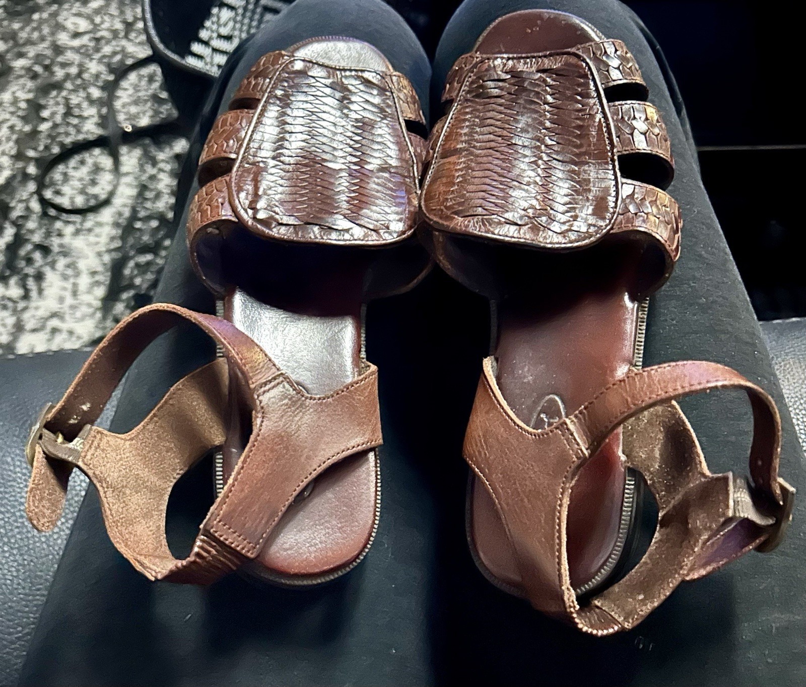 Rockport Women’s 7 Brown Leather Weaved Strapped Sandals India
