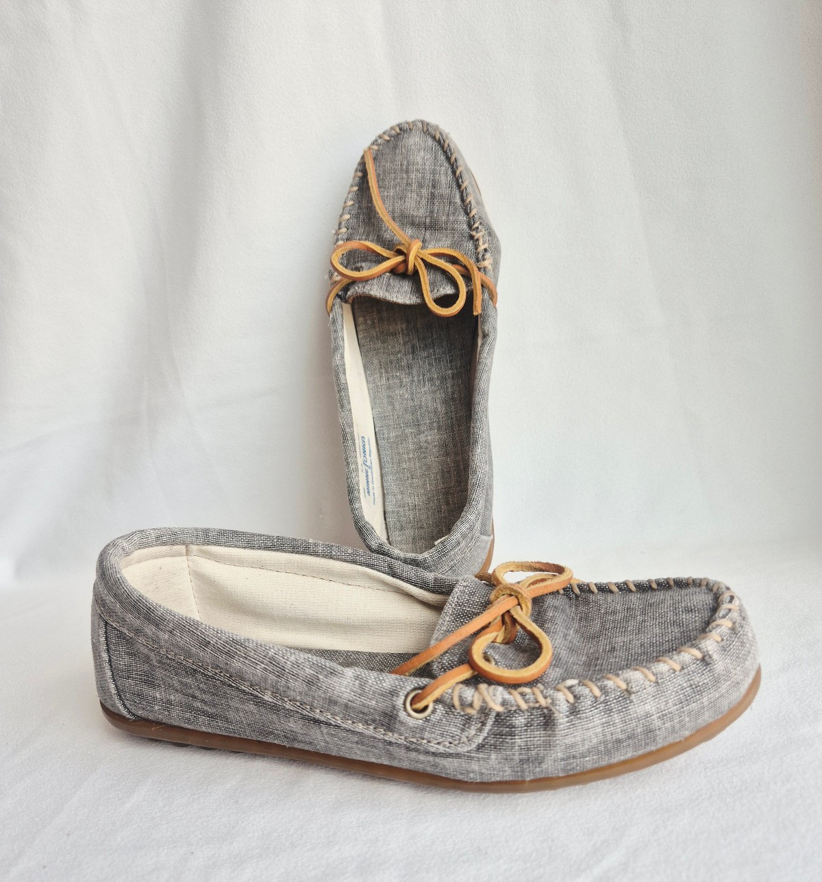 Minnetonka Canvas Rawhide Lace Moccasin Shoe Comfort Lightweight Grey Womens 6.5