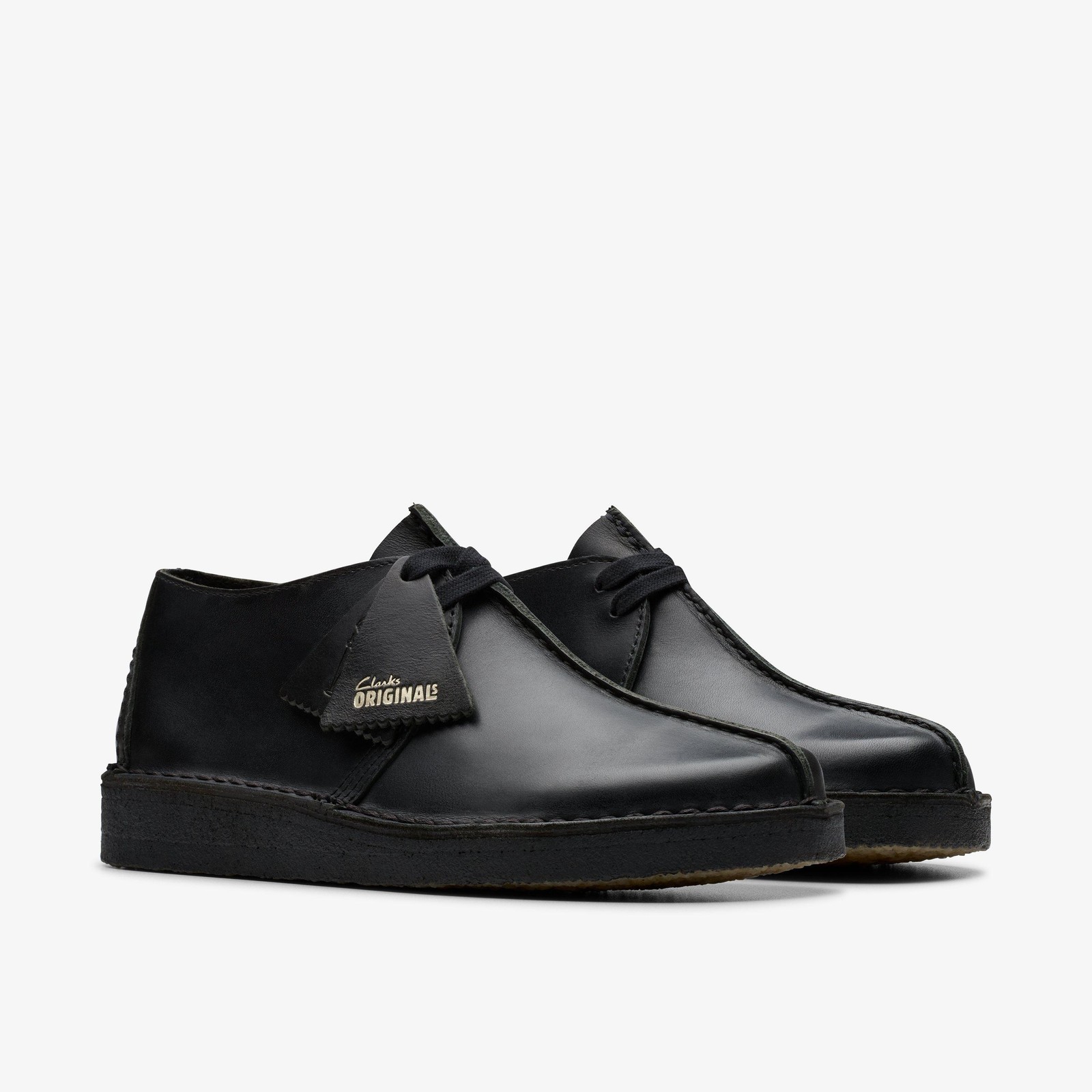 Clarks Women’s Desert Trek Black Smooth Leather 26181136