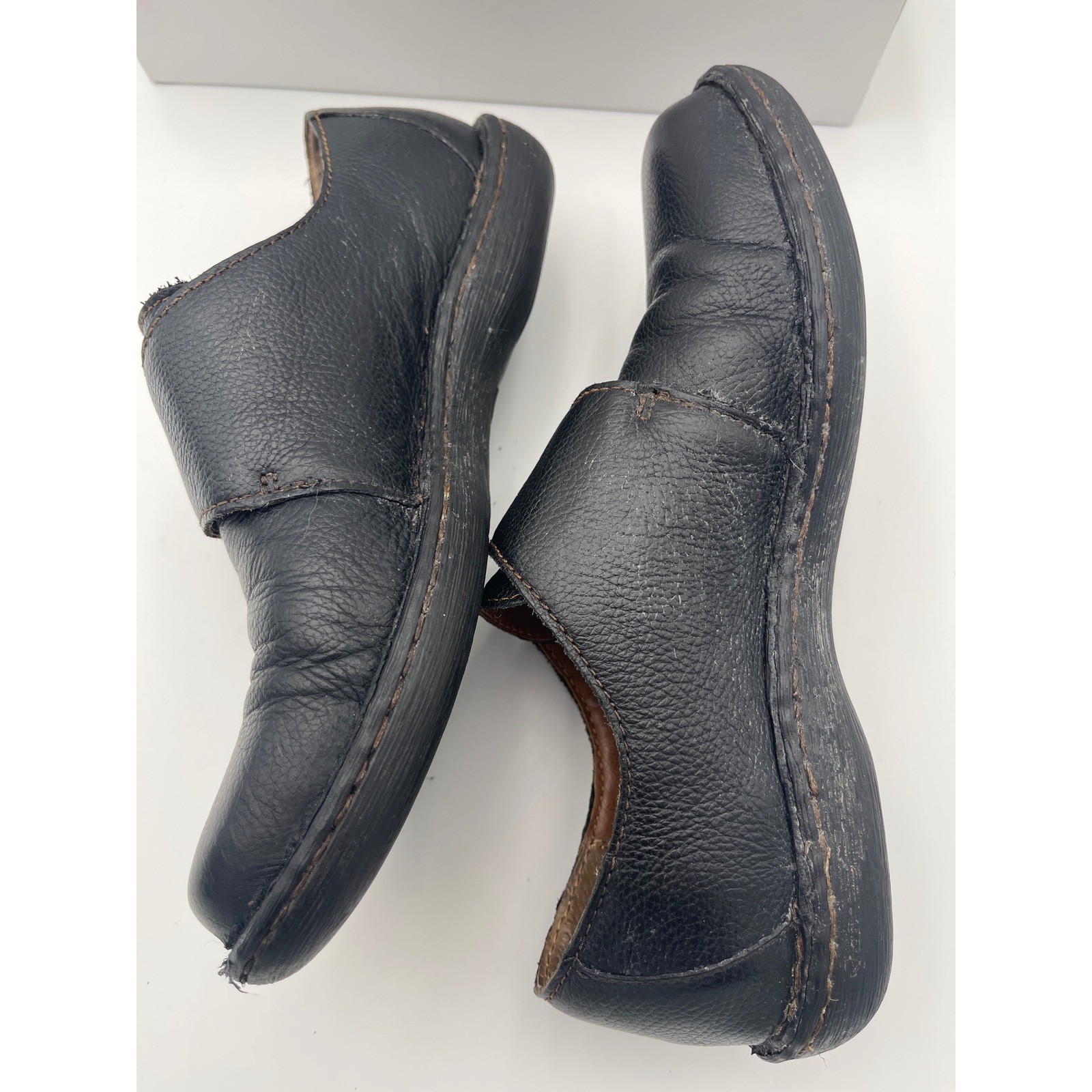 b.o.c.Born Concept Women’s Black Leather Clogs w/Button Slip On Shoes