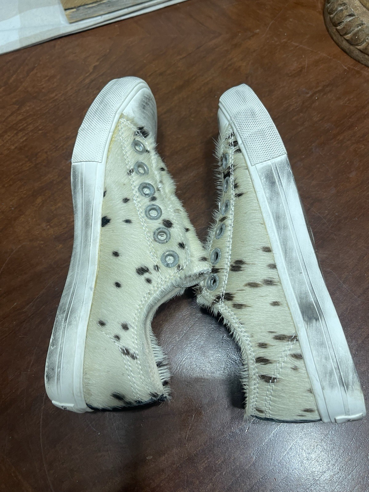 Naughty Monkey Cowhide Distressed Sneakers Wildlife Pony Hair Slip On Casual 7.5