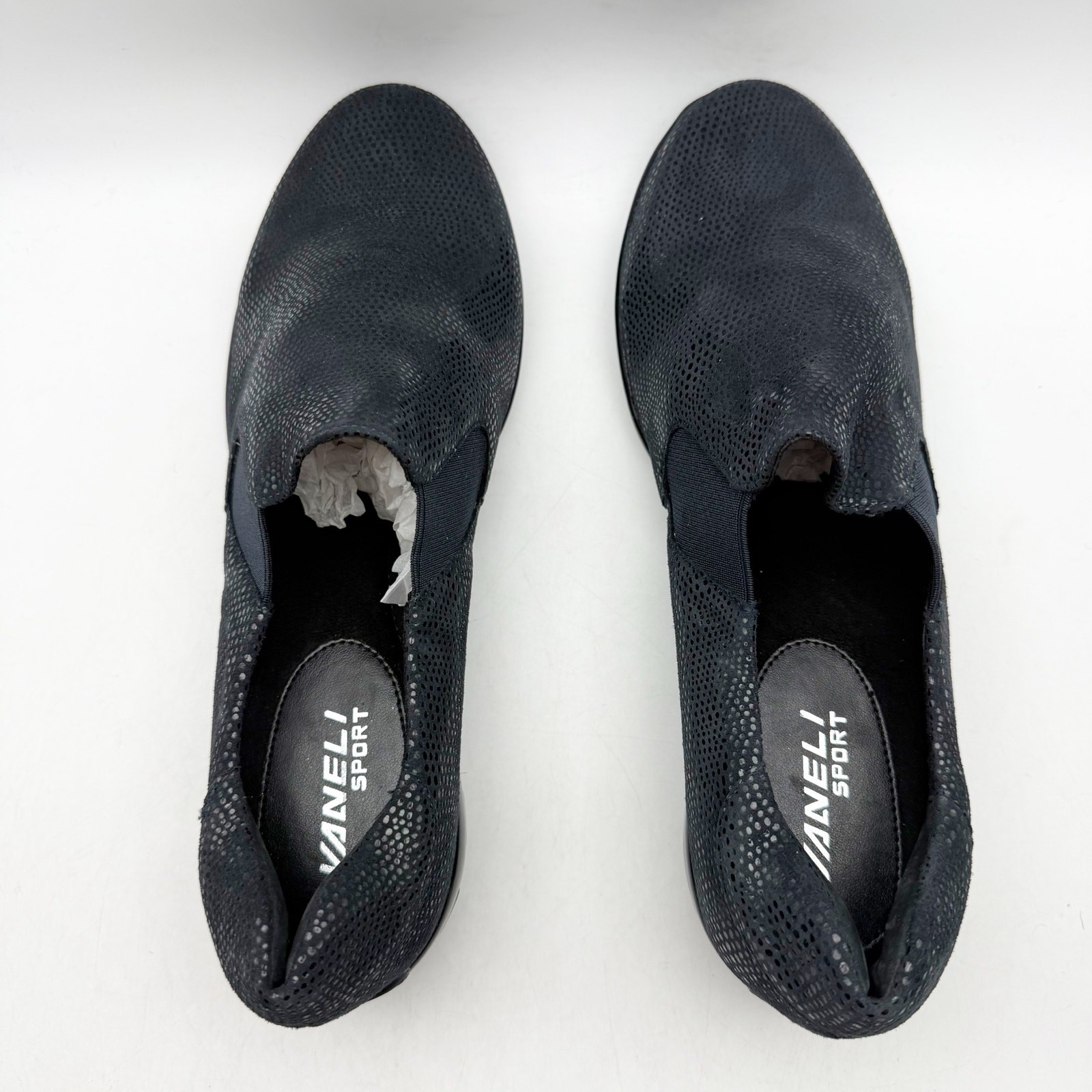 Vaneli Womens Anemone Slip On Shoes US 11 Wide Black Textured Leather NWOB