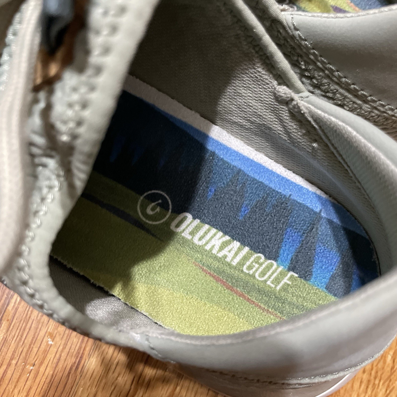 OluKai Kawela Mist Grey Spikeless Golf Shoes Lightweight Comfort Womens Size 8.5