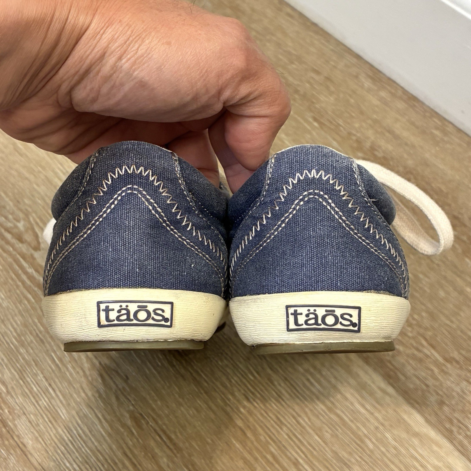 Taos Footwear Star Sneakers Blue Washed Canvas Women Shoes US 7 EU 38