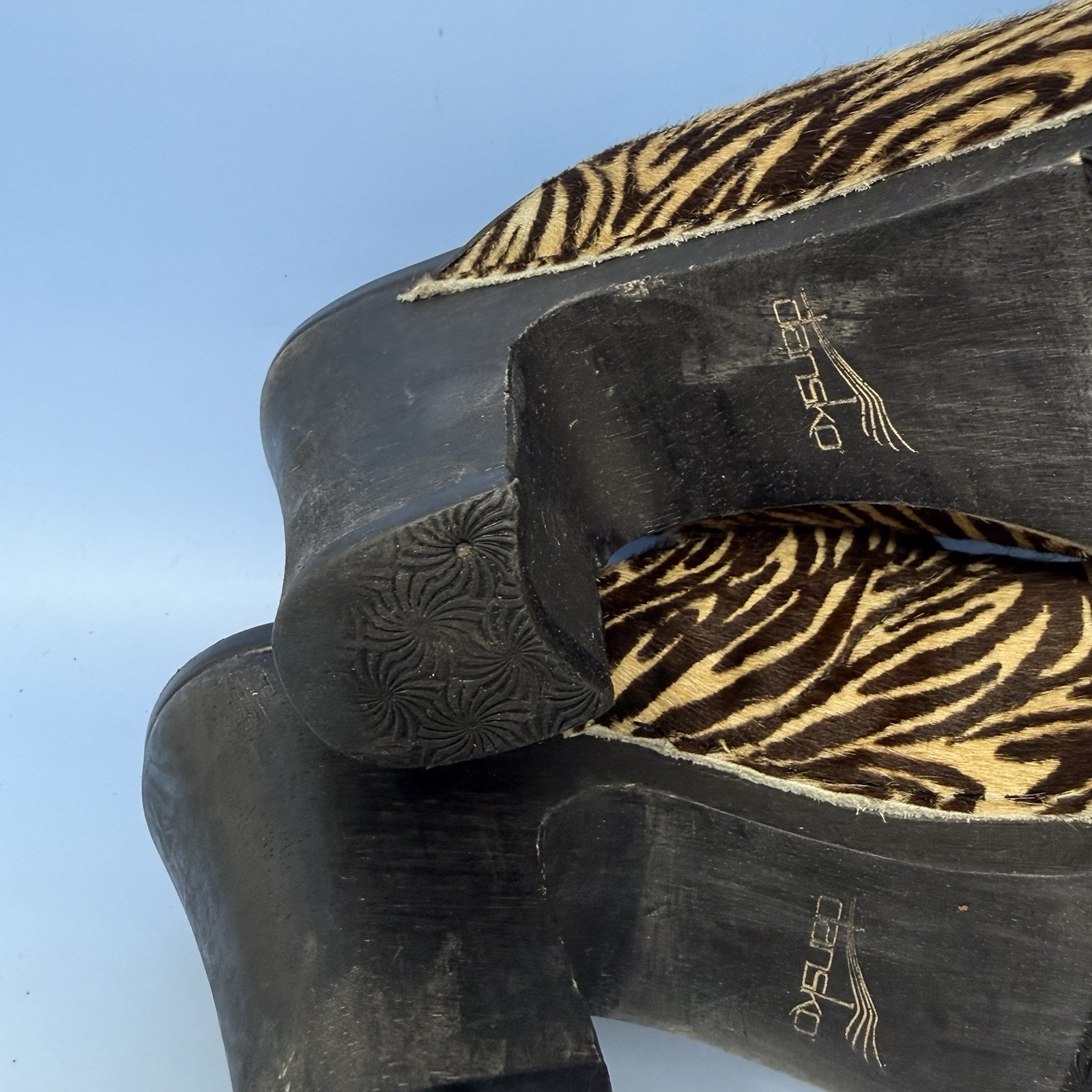 Dansko Rae Brown Tan Zebra Pony Calf Hair Heeled Clogs Shoes Womens Sz 38 US 7.5