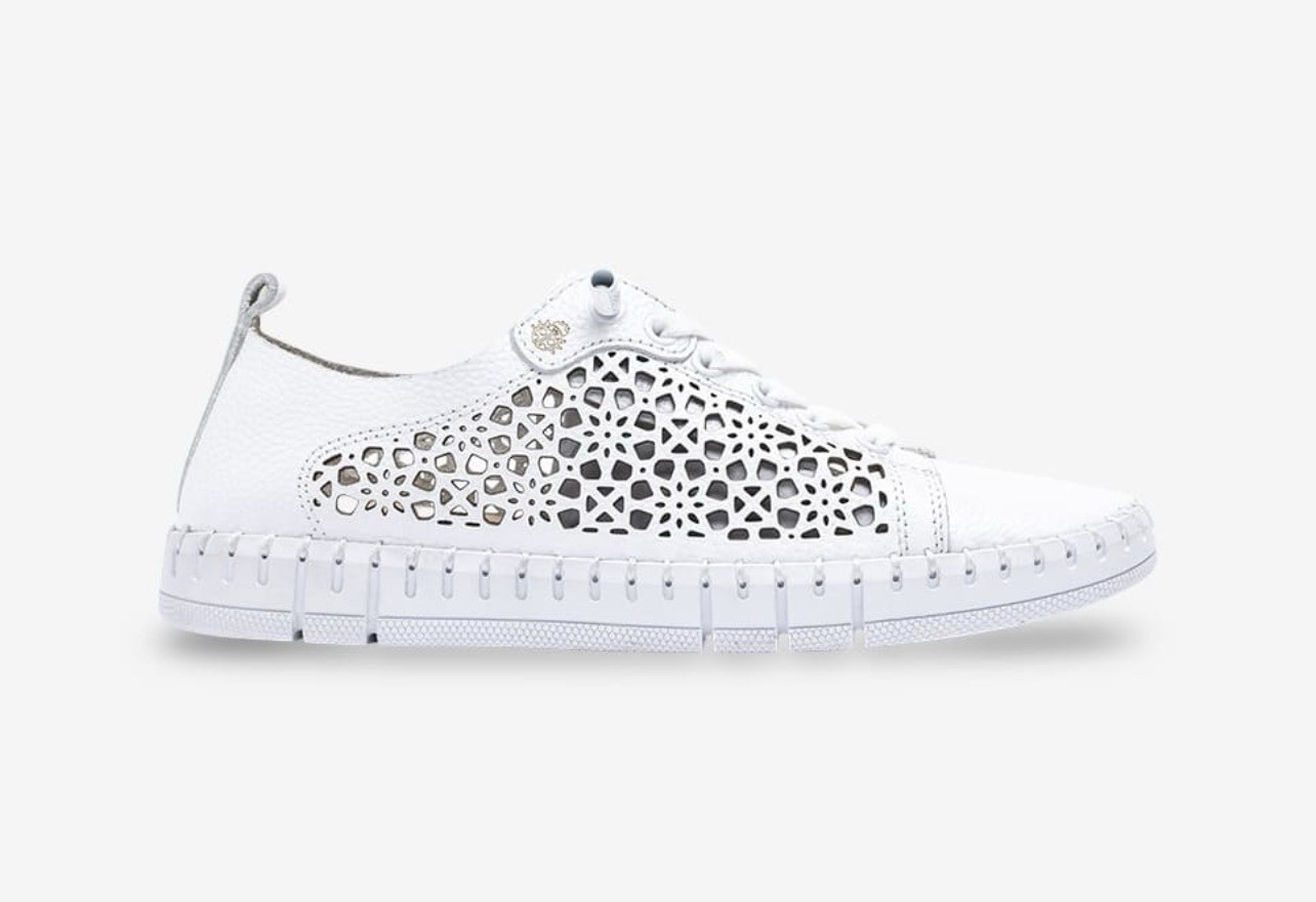 Yokono Flow 002 White Leather Perforated Sneaker 8 (39) Made In Spain NEW