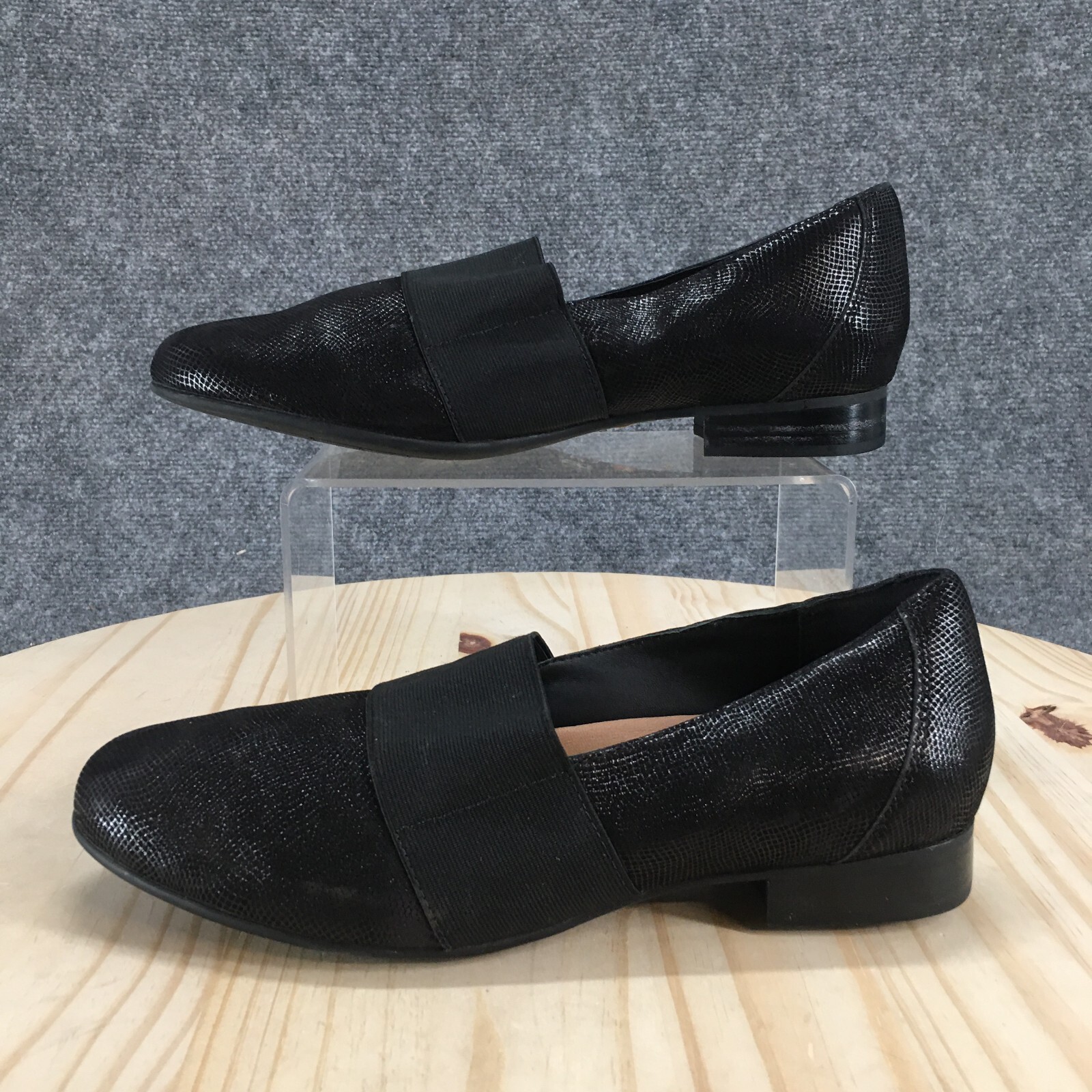 Unstructured by Clarks Shoes Womens 8.5 M Slip On Black Almond Toe Casual