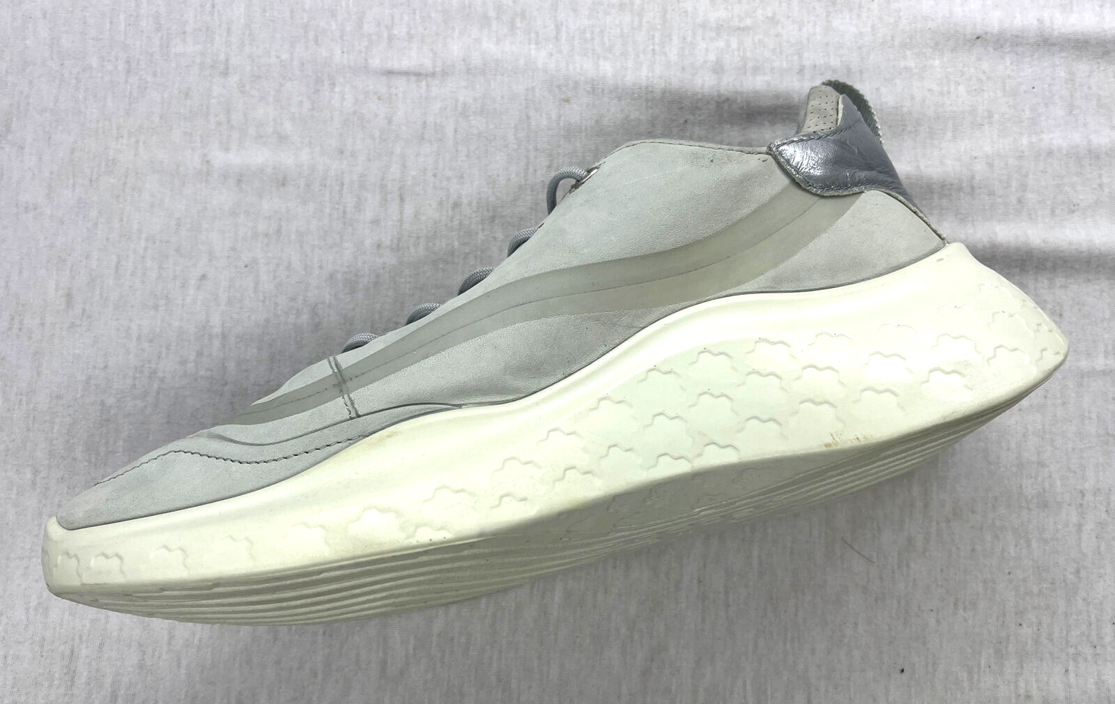 Women New ECCO PHORENE Gray Lace-Up Casual/Activewear Comfort Shoes size 8- 8.5