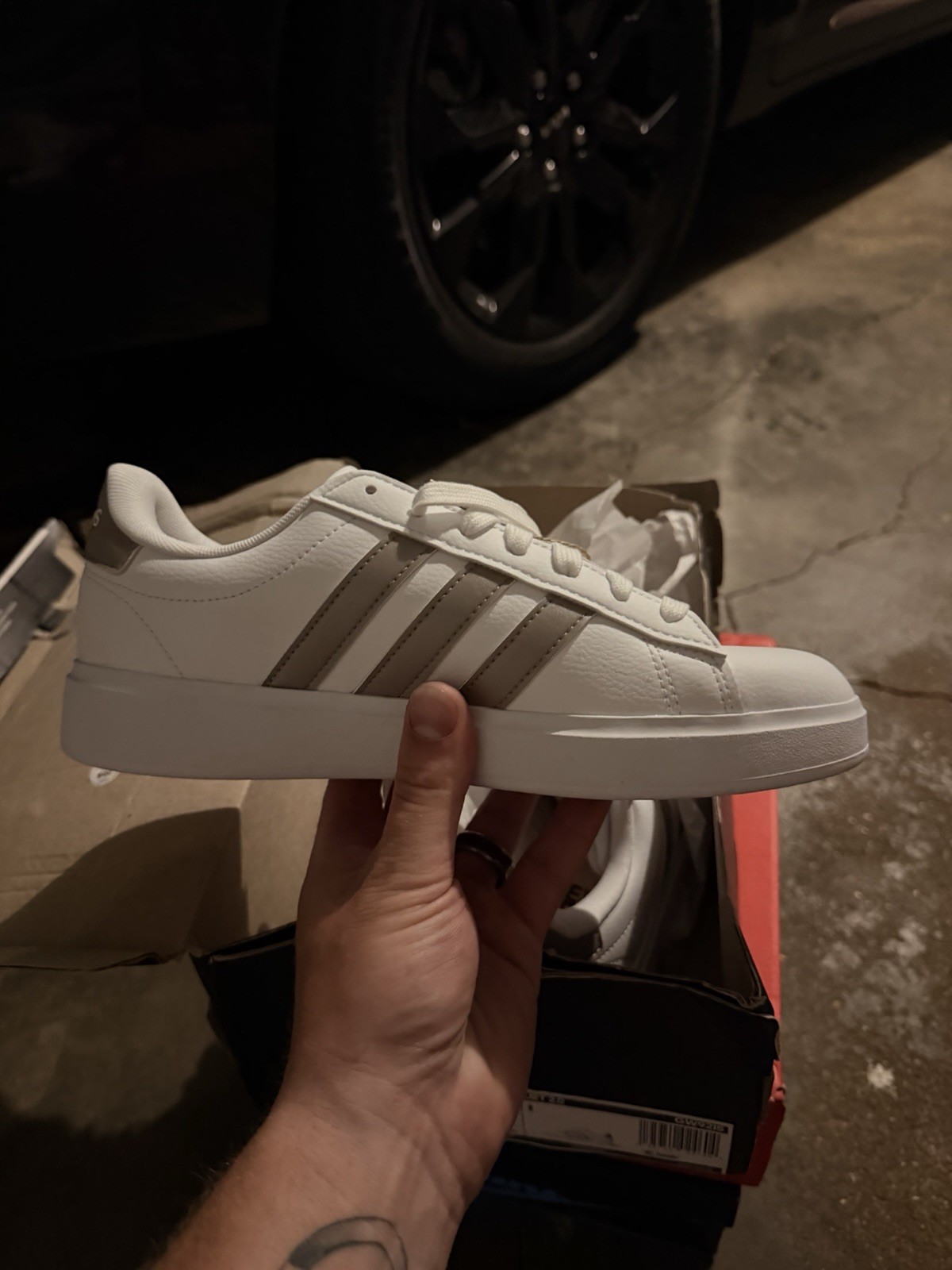 Brand New Adidas Grand Court 2.0 Wmns Lows Sz 8W/6.5M Shoes White/Silver Stripes