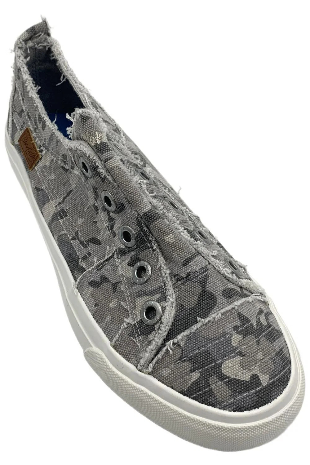 Blowfish Malibu Women’s Play Sneaker Gray Love Not War