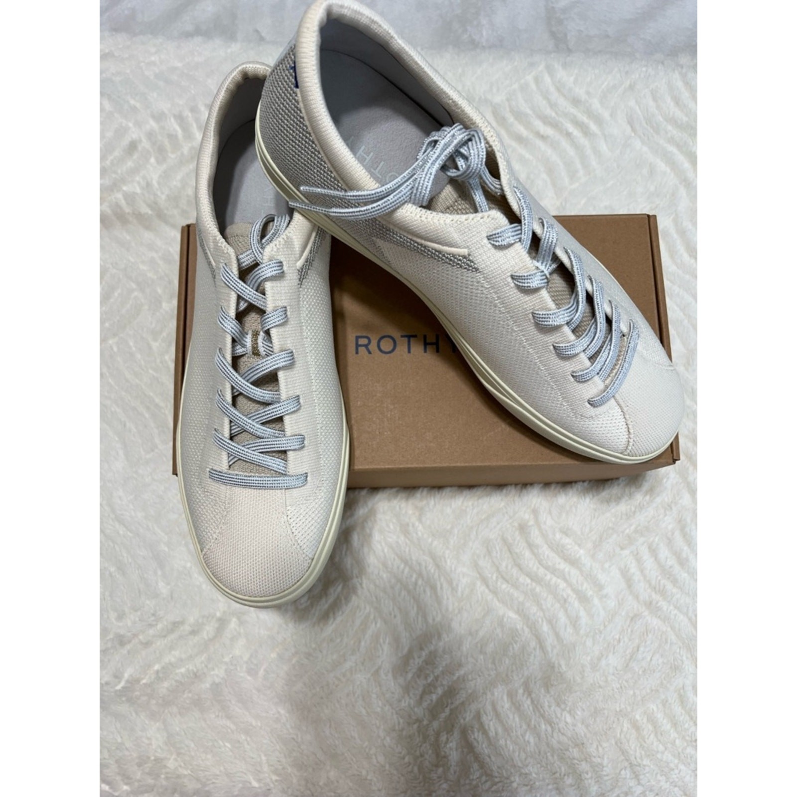 Rothy’s Lace Up Sneaker – Diamond Twill – Size 12.5