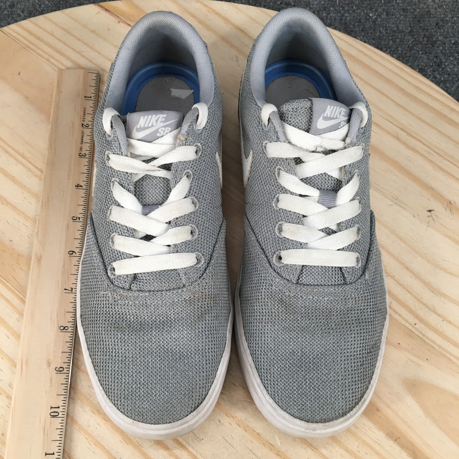 Nike SB Check Solarsoft Shoes Womens 8 Skate Sneaker Casual Lace Up Low Top Gray