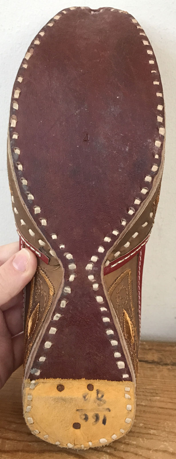 Punjabi Juti Red Gold Floral Embroidered Leather Flats Shoes India US 8