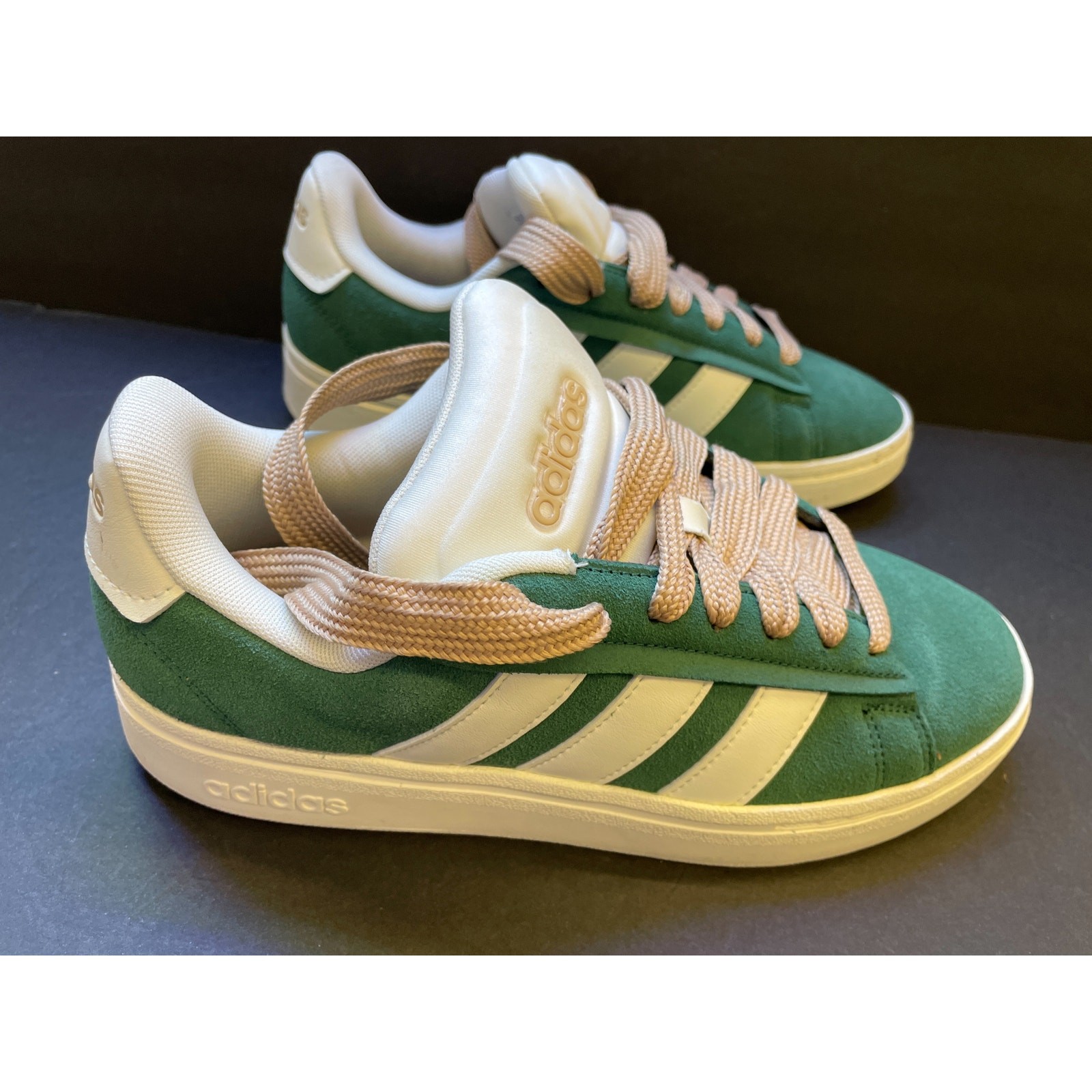 USED Adidas Women’s Grand Court Alpha 00s, Green/Off White/Magic Beige, 8
