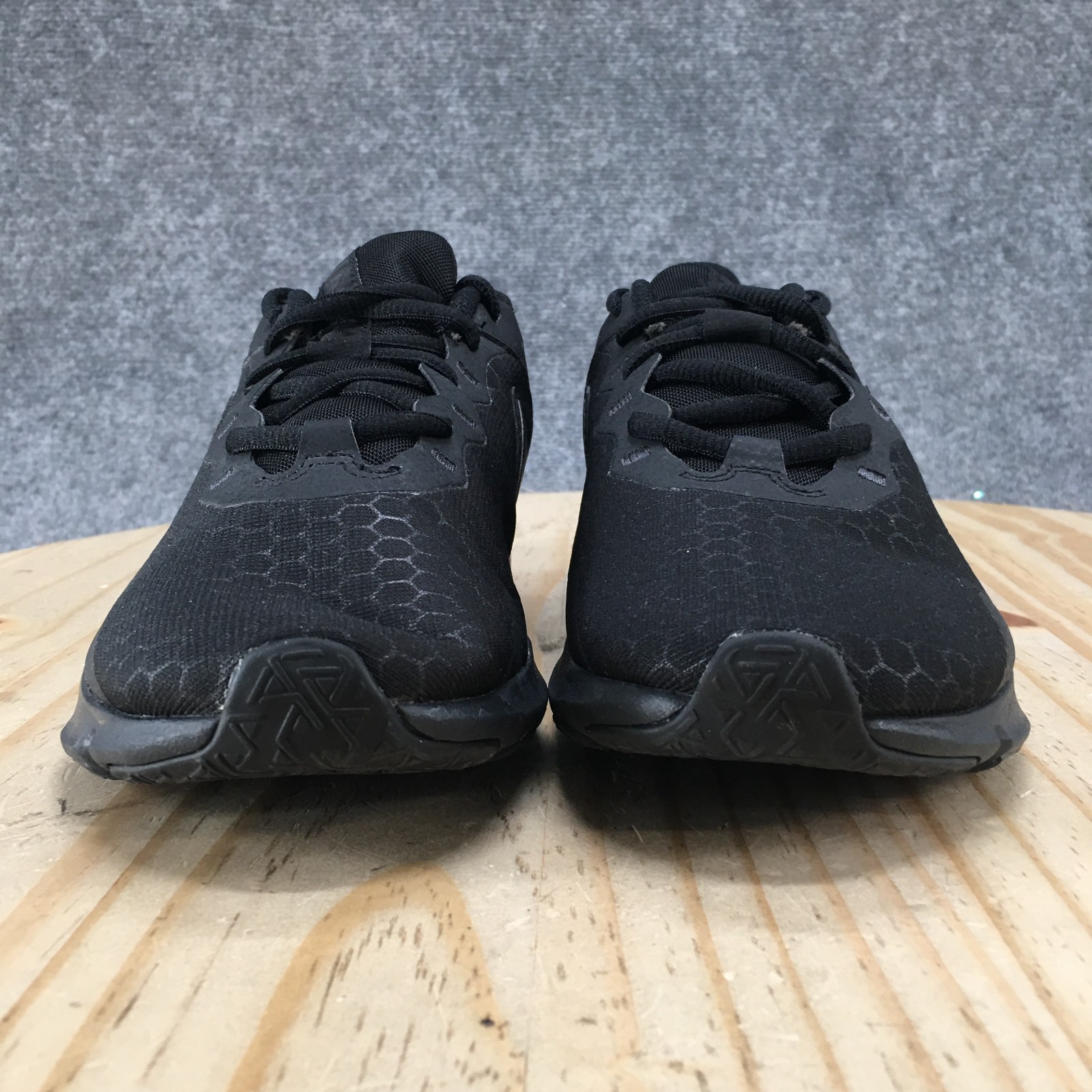 Nike Shoes Womens 7.5 Legend Essential 2 Sneakers Black Lace Up Low CQ9545-002