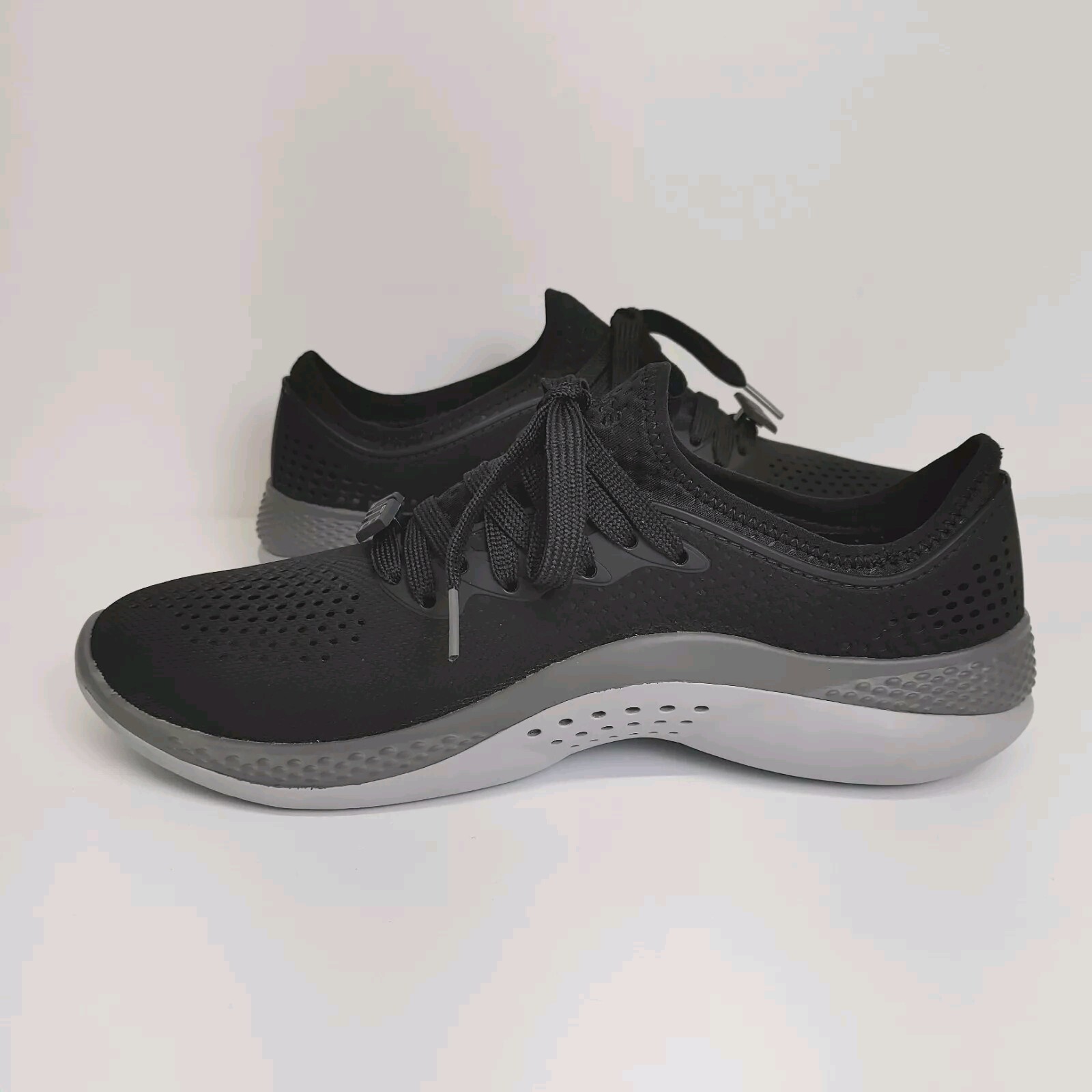 Crocs Women’s Literide 360 Pacer Shoes Size 10 Black/Slate Grey
