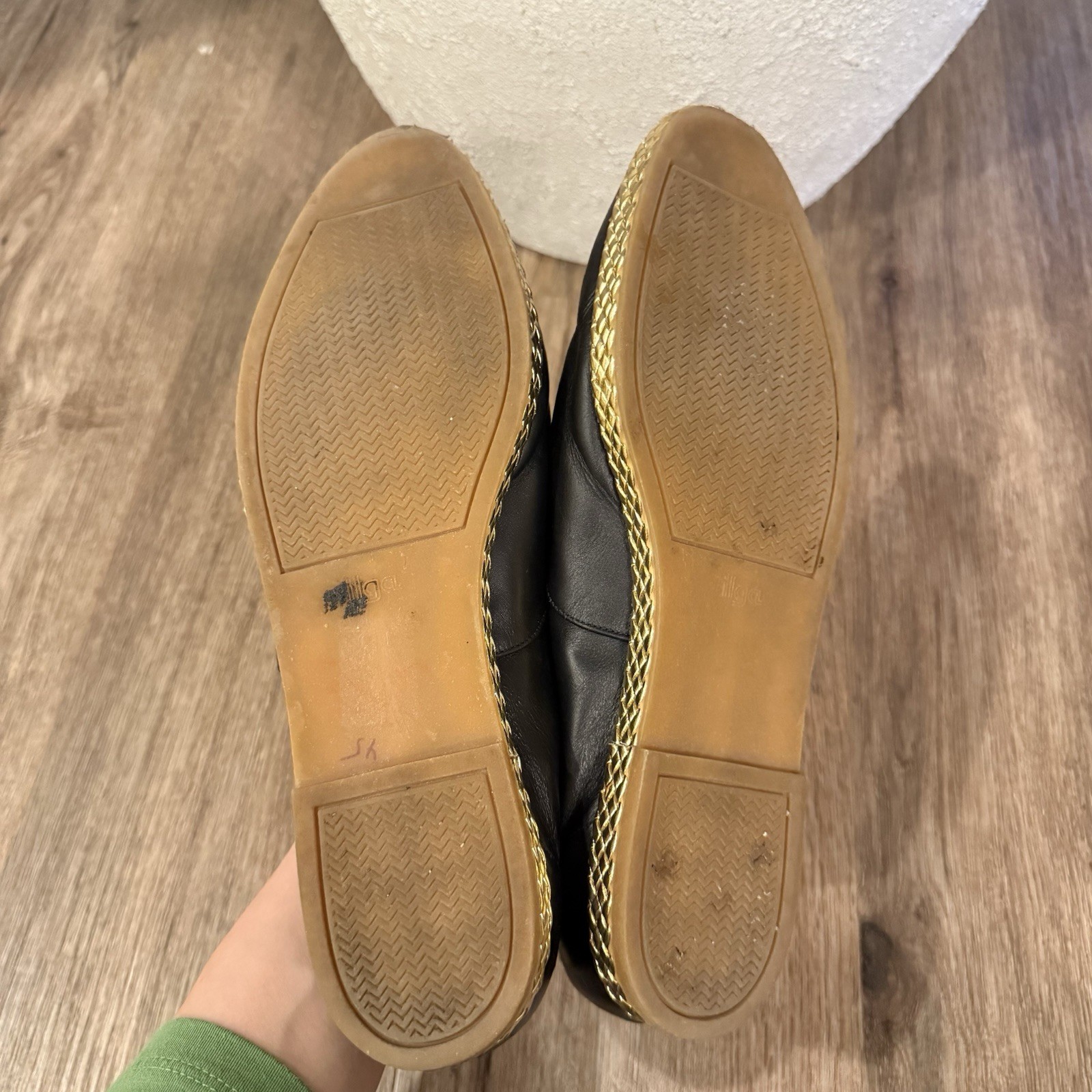 Bally Jallut Oxfords Espadrilles Tennis Shoes Size 11 Gold Flowers Black Leather