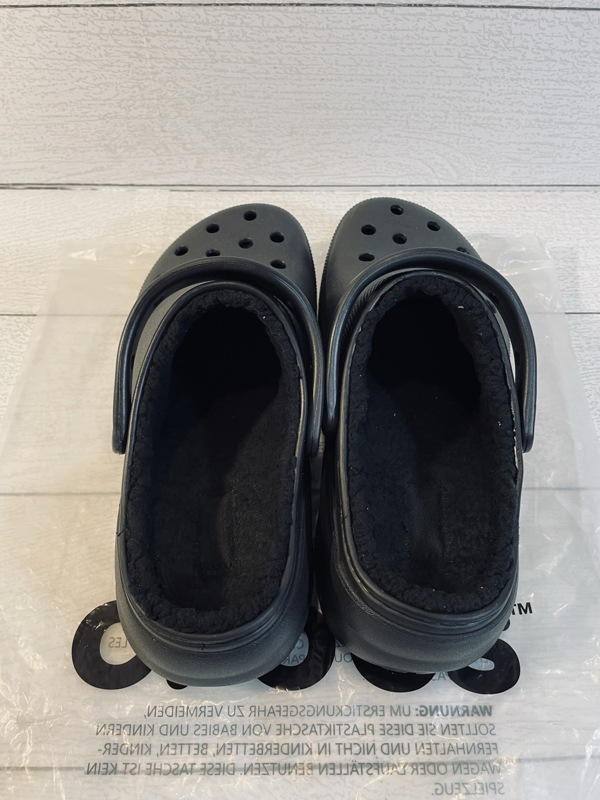 Crocs Women’s Sherpa Lined All Black Noir Platform Clogs Size 8 Brand New