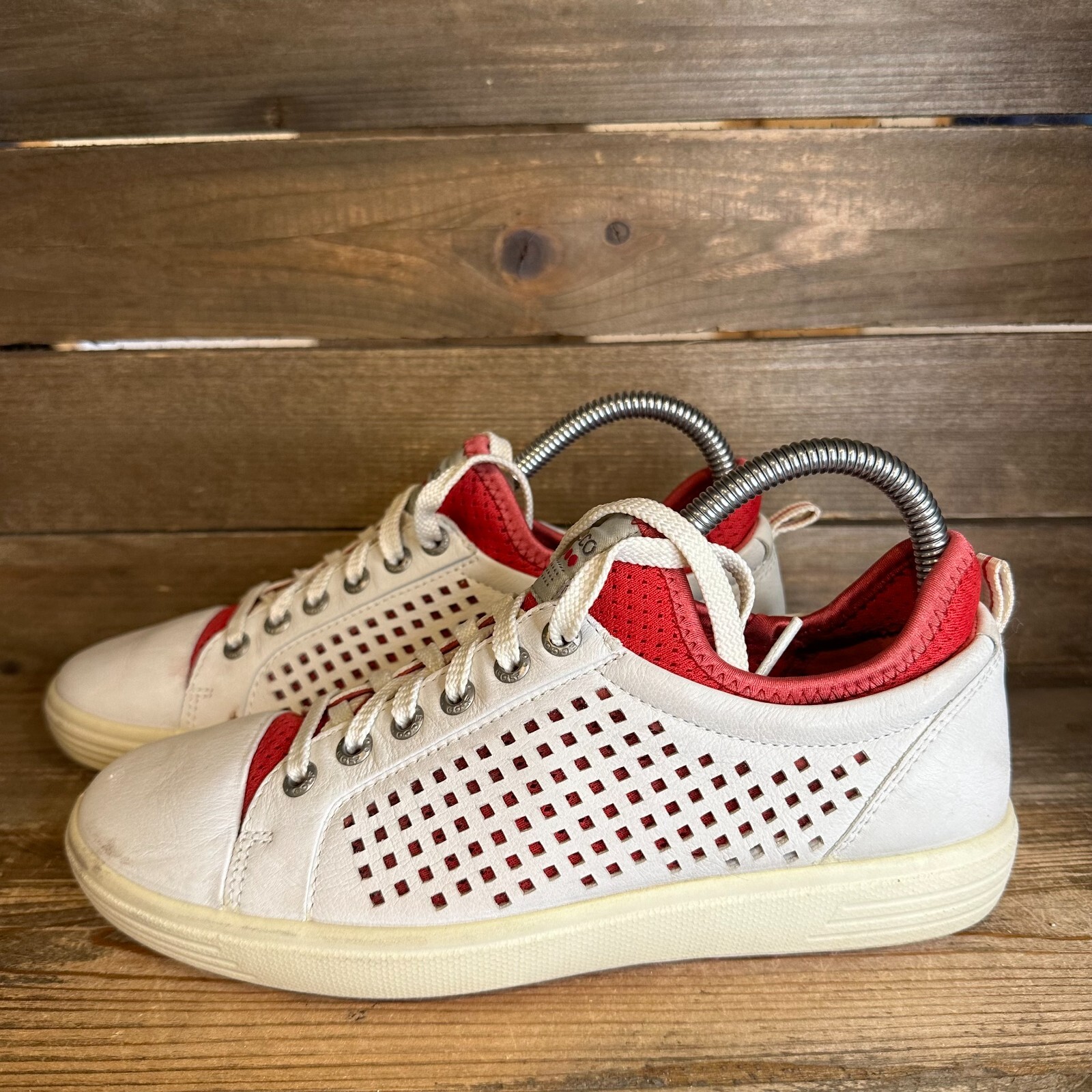 Womens Ecco White Leather Casual Spikeless Golf Sneakers Shoes Size EU 38 US 7
