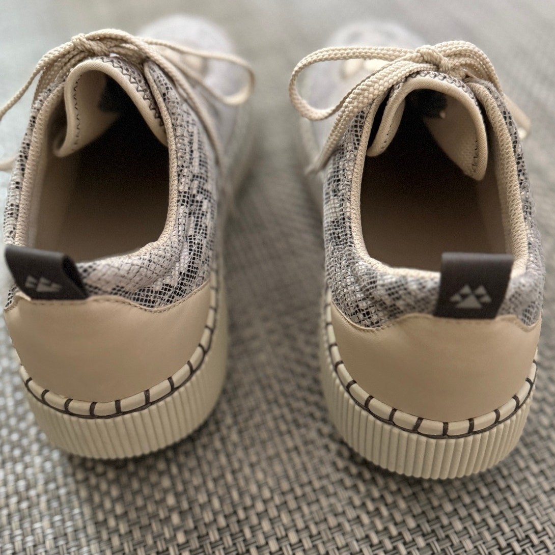 COUGAR NWOT Sayah Leather/Nylon Snakeskin Platform Sneaker 8.5 Beige Taupe