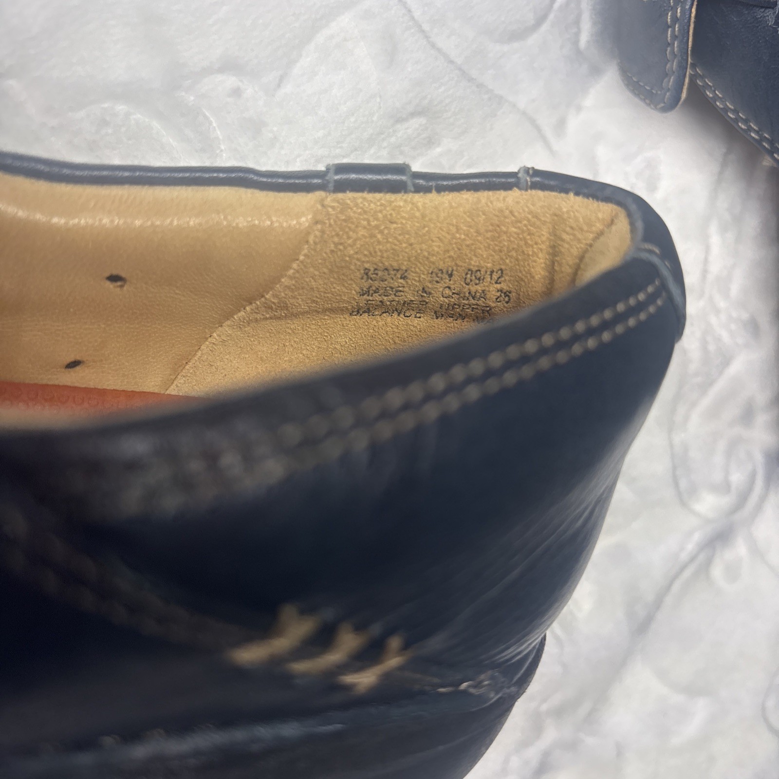Clarks Un Loop Leather Shoes