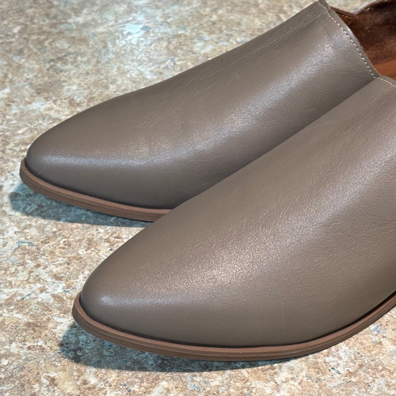 Bueno Beau Pointed Toe Loafer Slip on Leather Suede Gray Quiet Luxury Shoes 39
