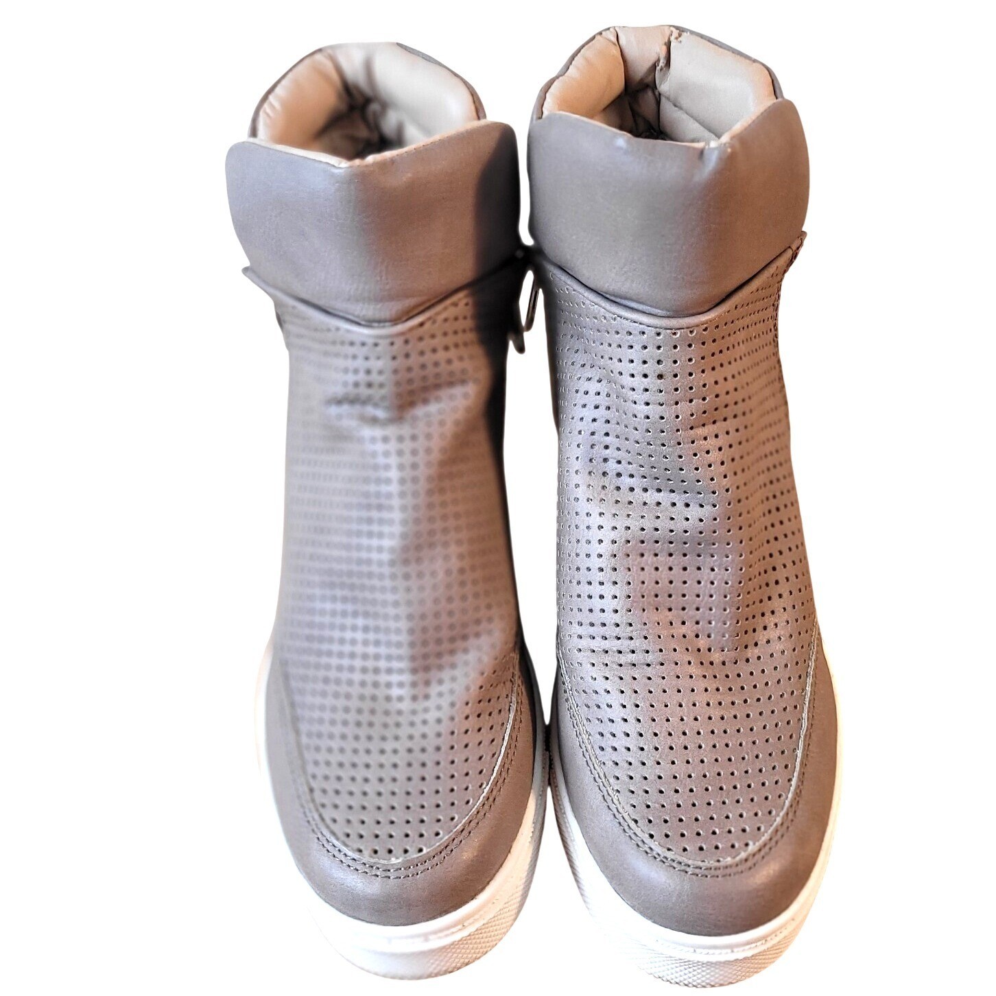 Steve Madden Linqsp Taupe Hidden Wedge Sneakers sz 8 Perforated Fashion High Top