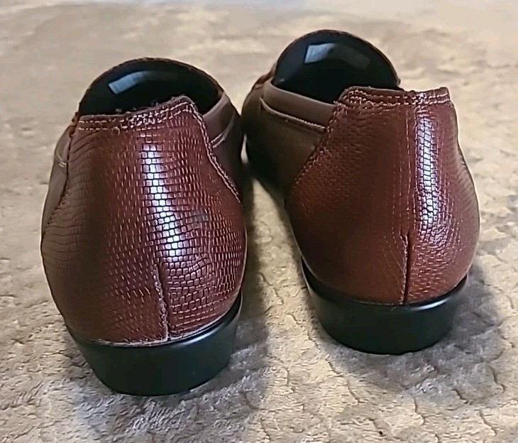 SAS Tripad Penny J Women’s Brown Slip On Leather Penny Loafers Size 10N New