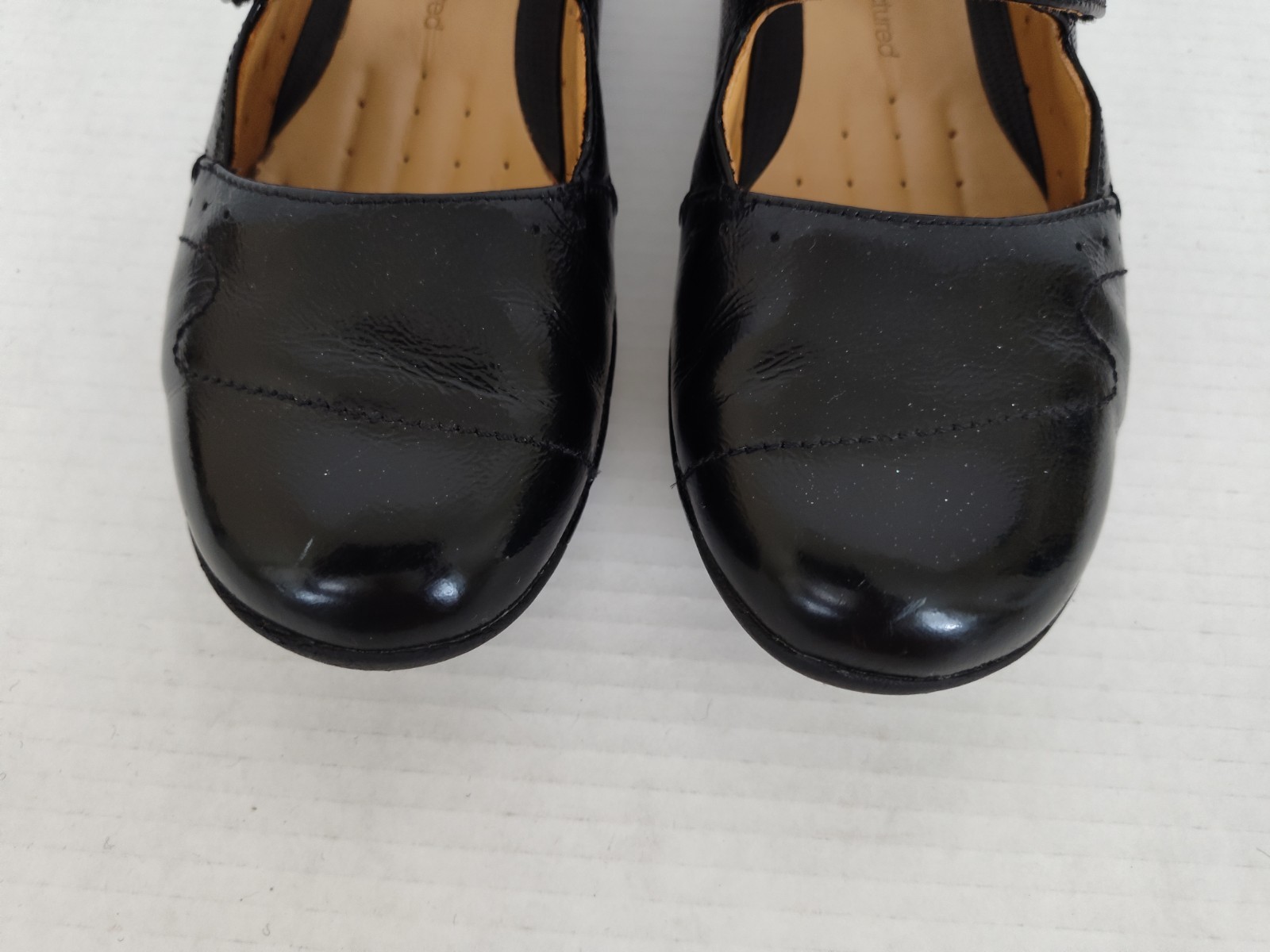 Clarks Unstructured Artisan Black Patent Leather Maryjane Shoes size 7.5