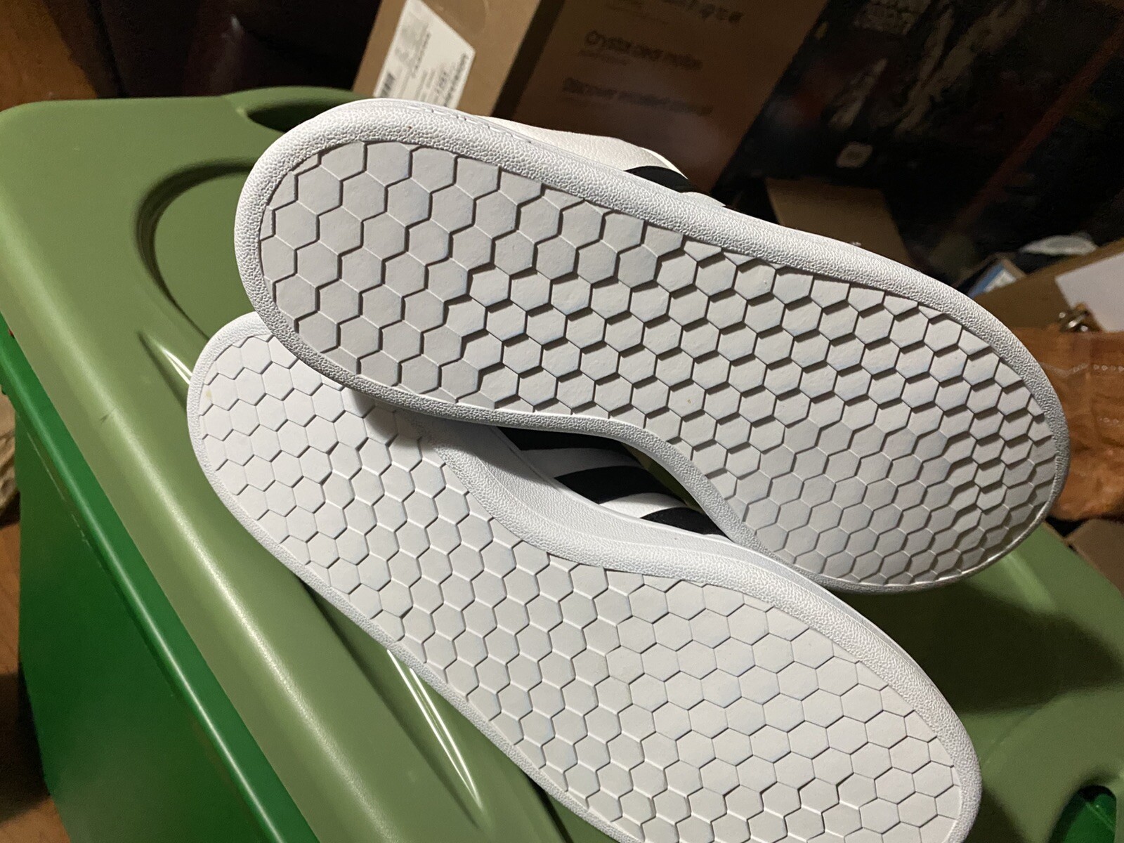 adidas Women’s Grand Court Shoes Size 9