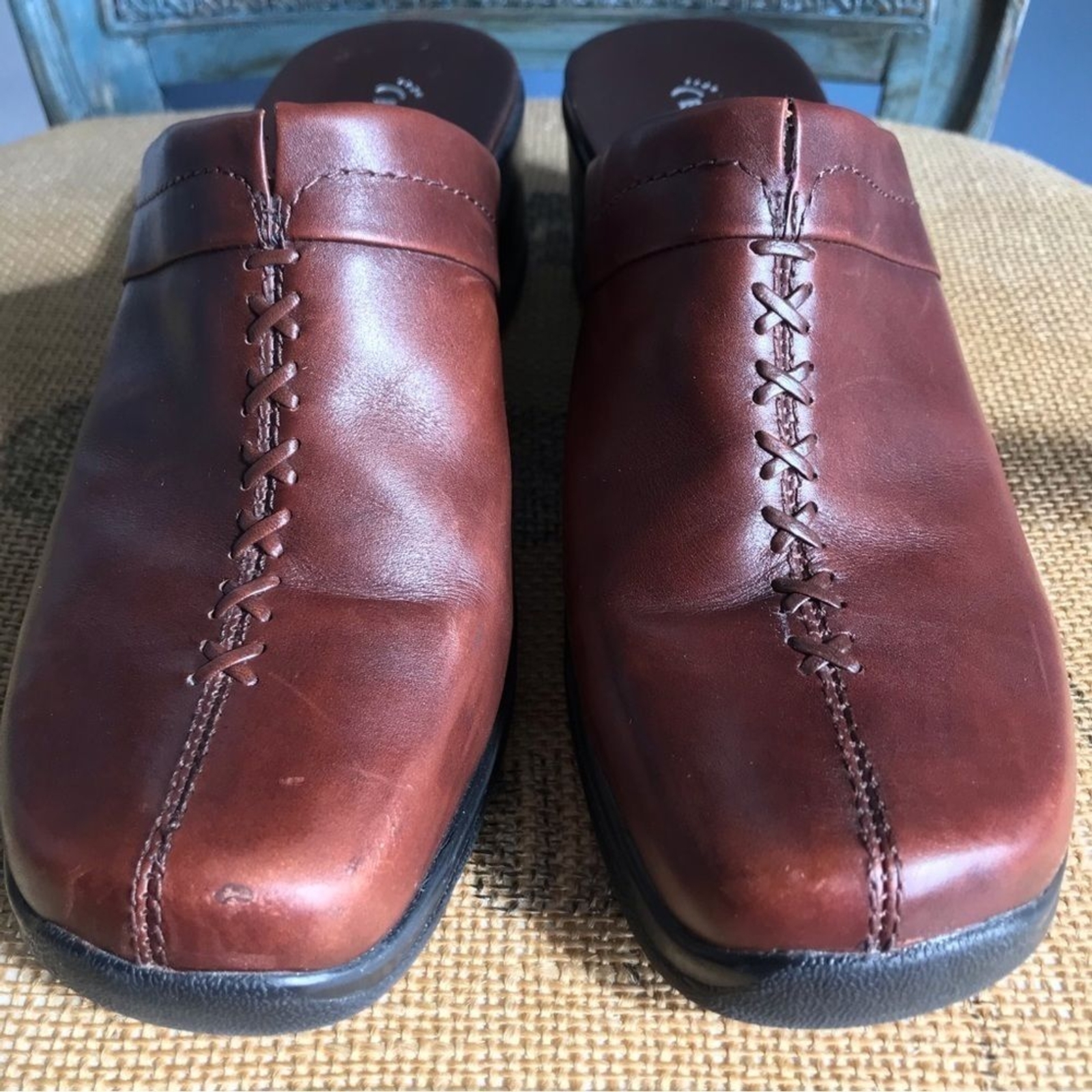 Bare traps brown leather slip on clogs mules size 8 fall winter casual comfy