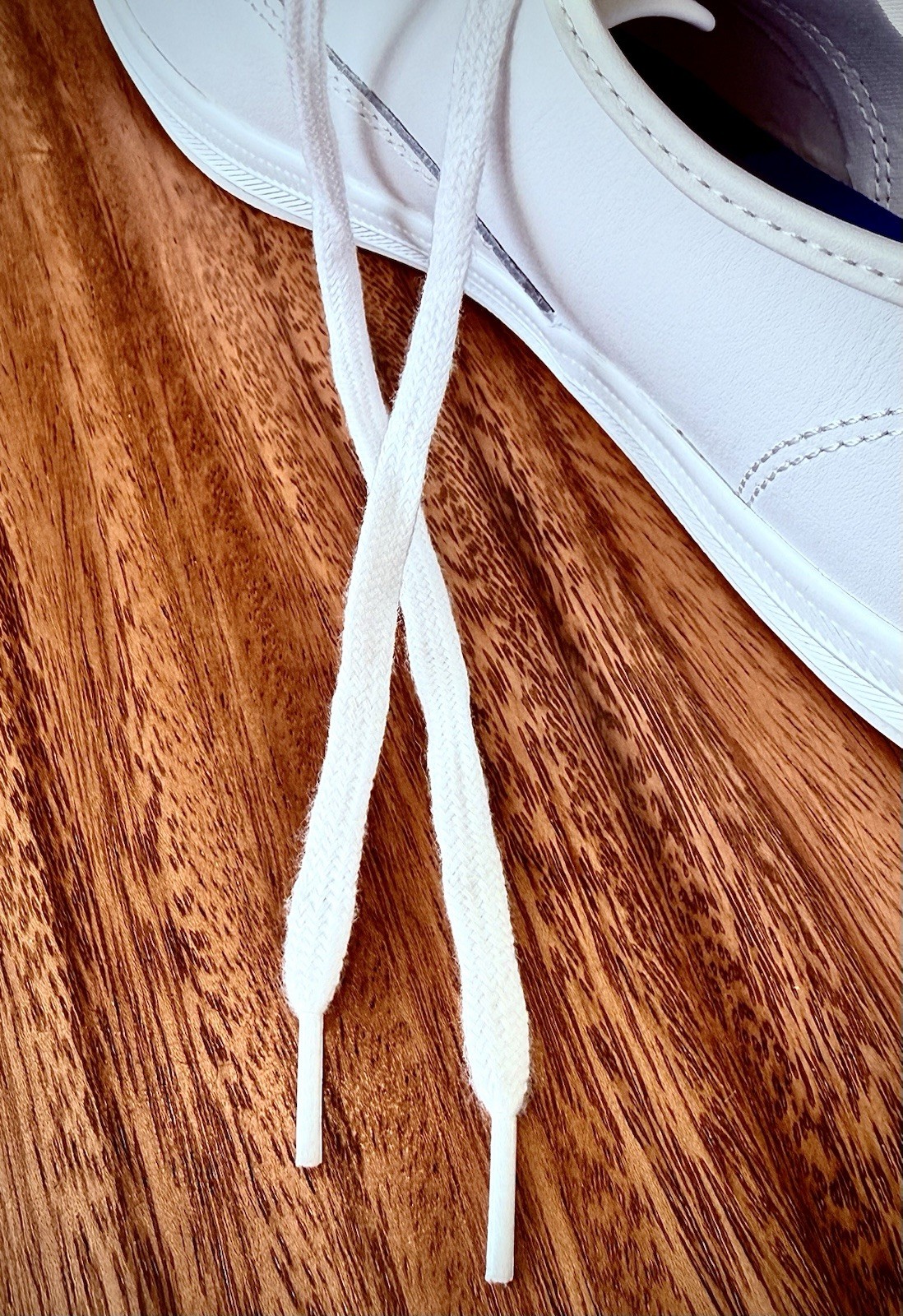 Keds Women’s Champion Original Leather Sneakers, White Leather, 9.5 M (US) NEW