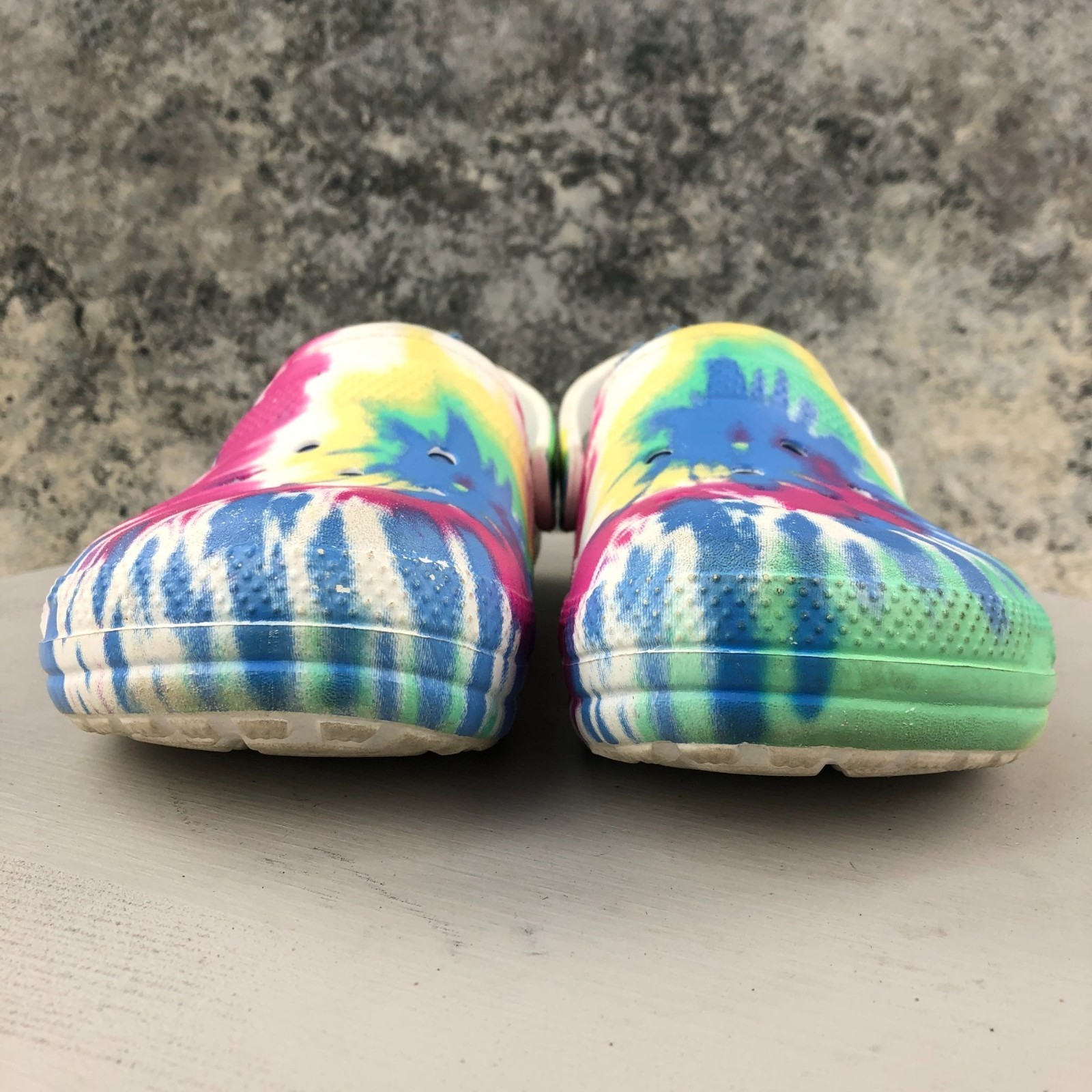 Crocs Unisex Size 5M 7W Classic Lined Tie Dye White Multi Slip On Clogs