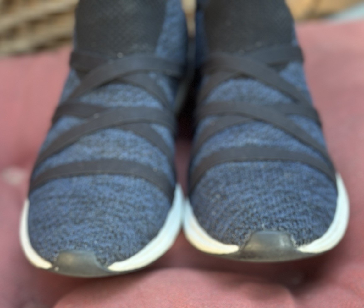EILEEN FISHER Sustainable Mesh Knit Strappy Sneakers Navy & Black Size 9