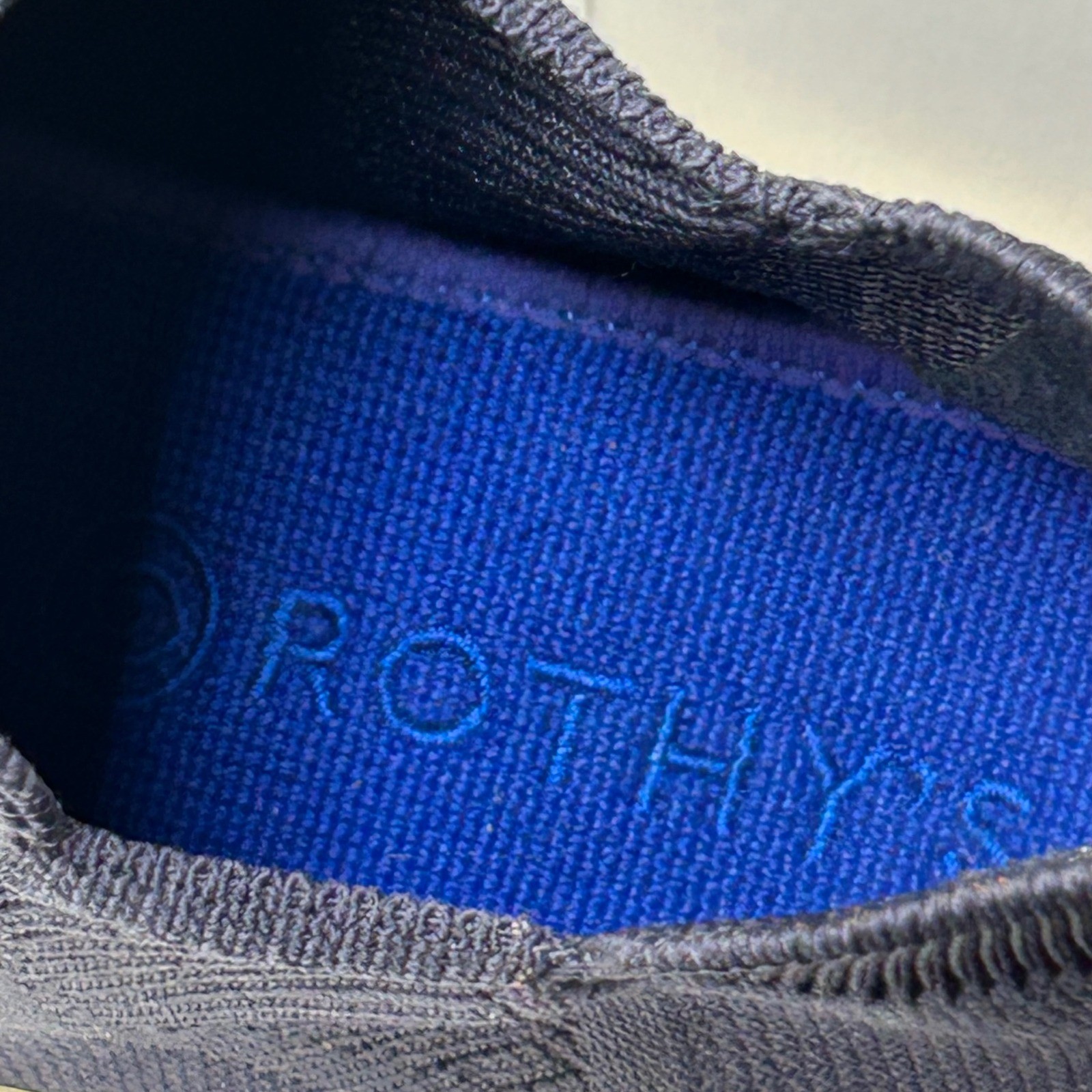Rothy’s Chelsea Sneaker Women 9 Navy Blue Knit Slip On Sustainable Casual Comfor