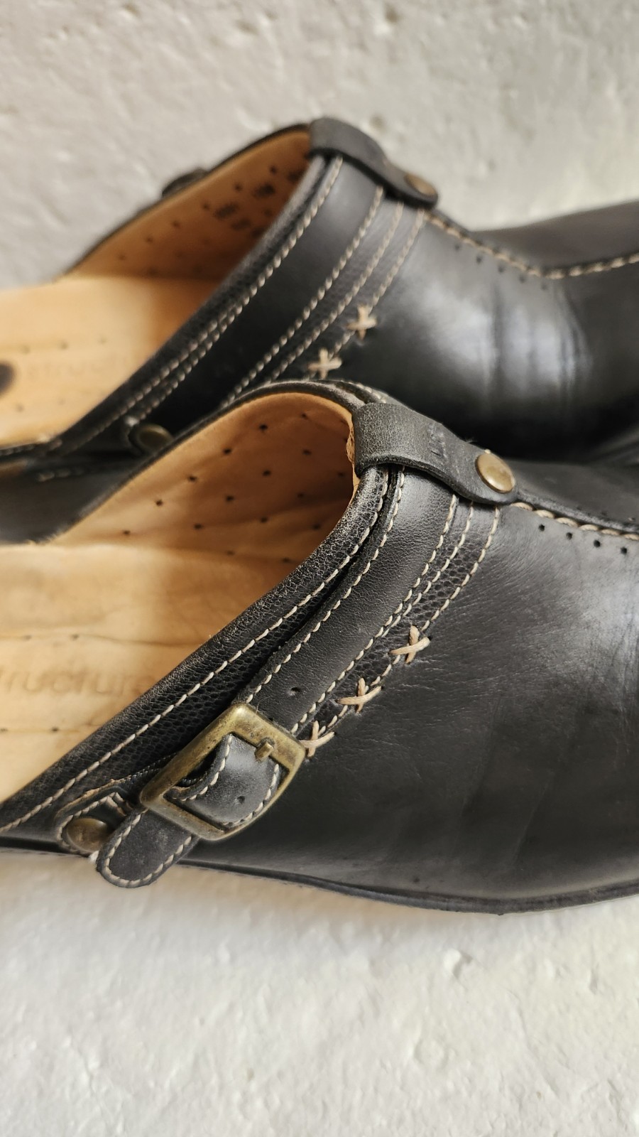 Clarks UnStructured Womens Bohemian Hippie Black Leather Clogs Mules 10M
