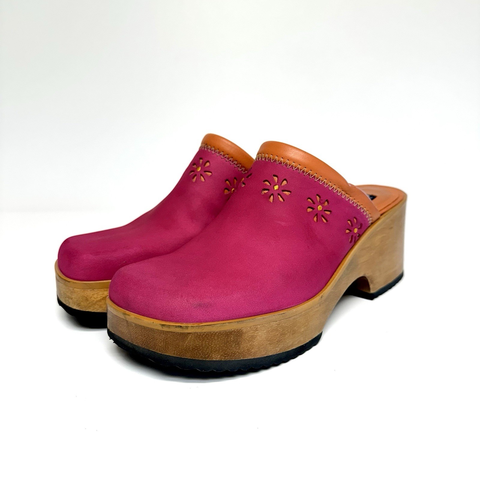 Vintage Tommy Hilfiger Y2K Hot Pink Leather Platform Clogs Mules Cutout Women 9