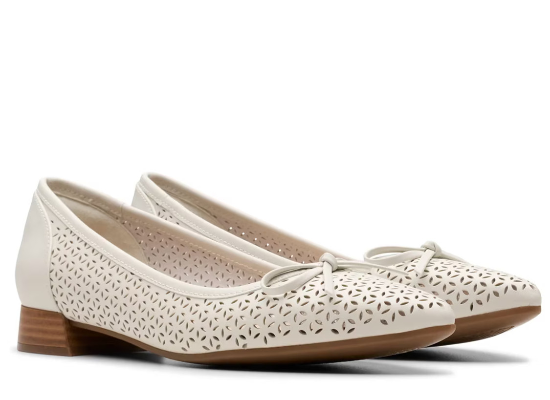 Clarks Women’s Natalyn Step Off White Laser Cut Leather Slip-On Flat 9 M