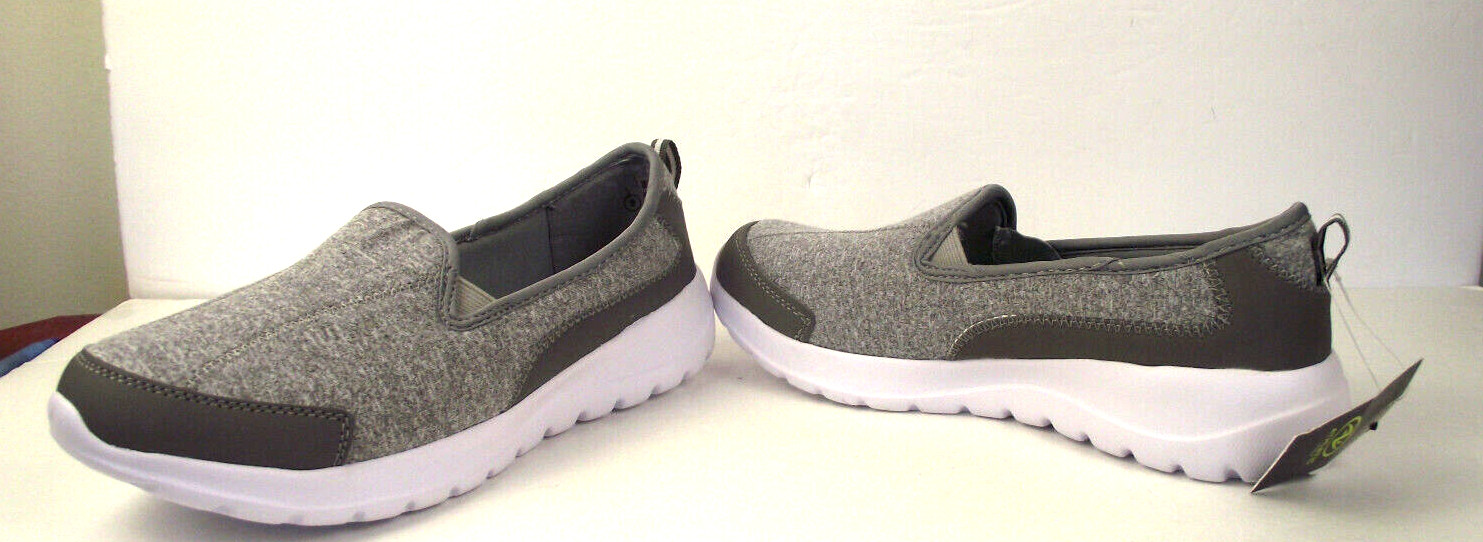 Athletic Works Women’s 9 Gray Memory Foam Slip On Shoes (I-23)