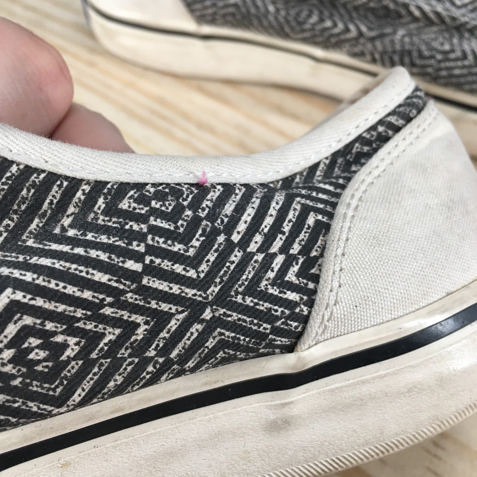 Keds Shoes Womens 8 Geometric Print Casual Sneakers Black Canvas Low WF48285