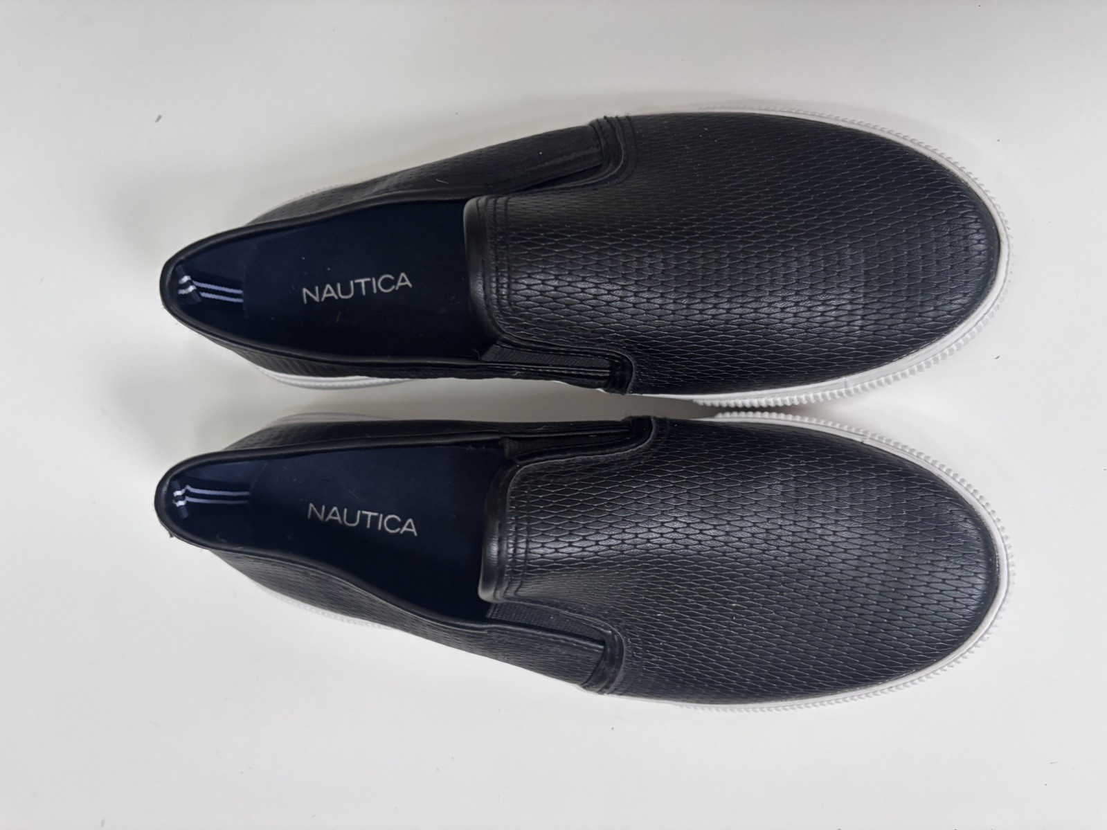 Nautica Conaway, Women’s Slip On Boat Shoe, Black, SZ 8.5